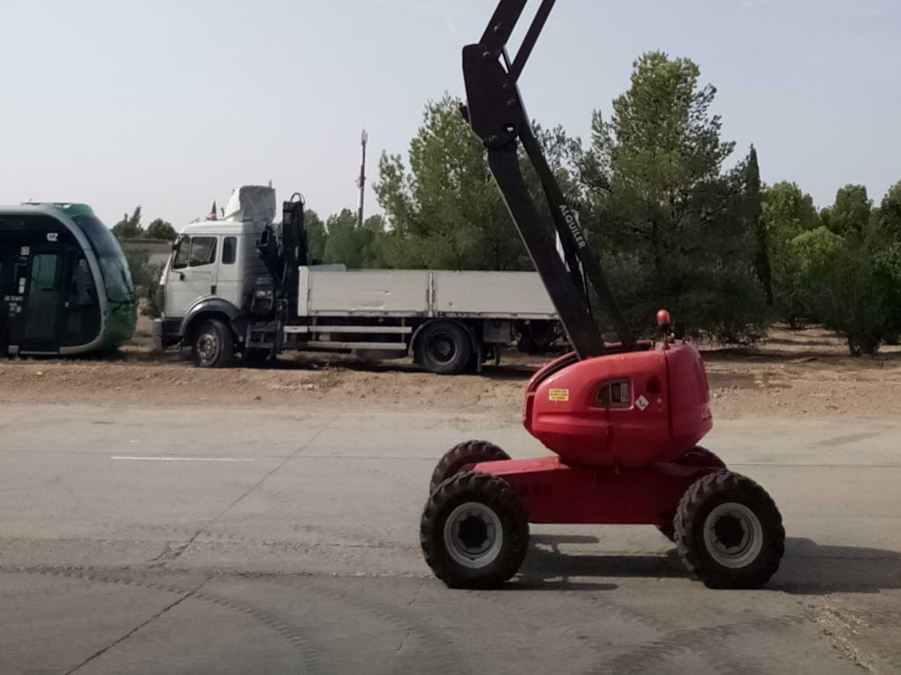 MANITOU 160ATJ OSCILLATING AXLE.