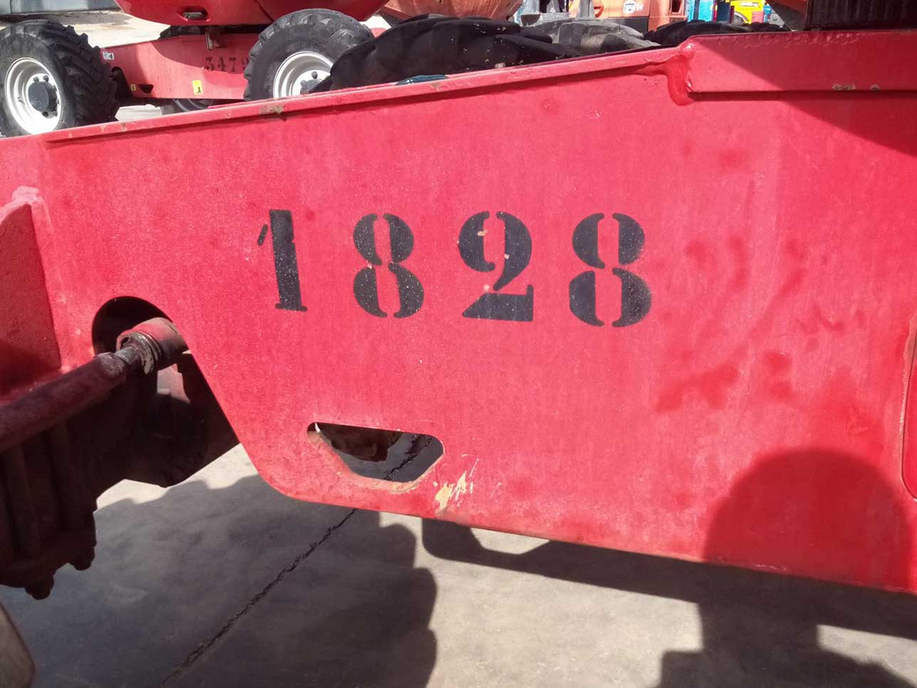 MANITOU 160ATJ OSCILLATING AXLE.
