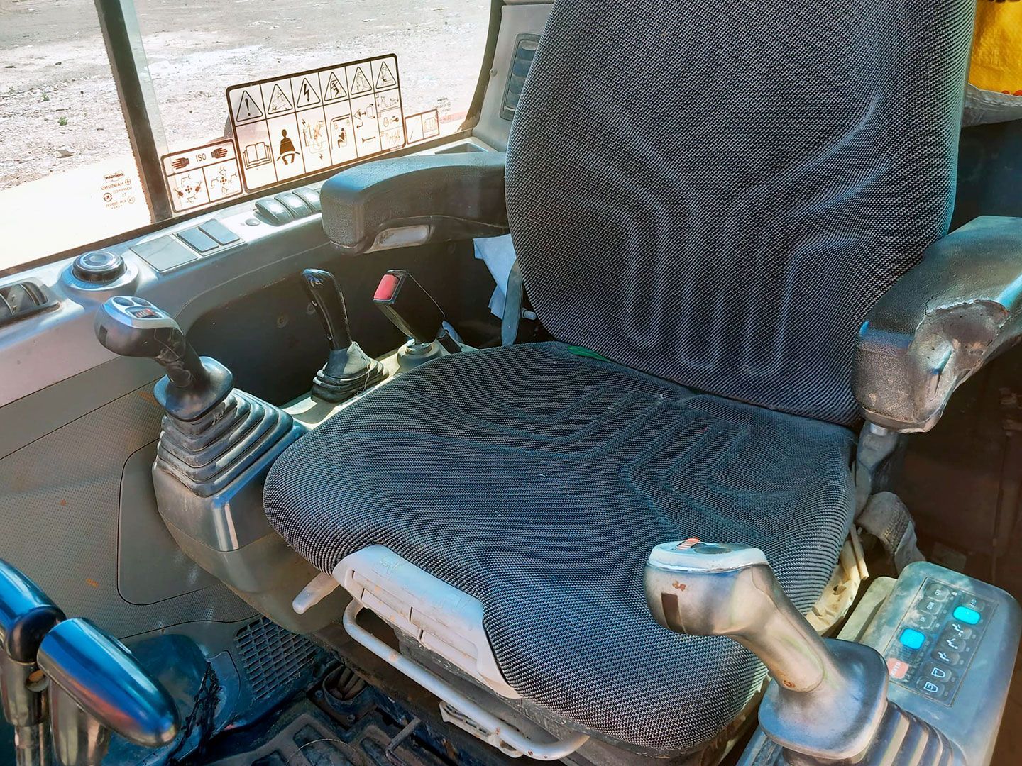 DOOSAN DX62R-3
