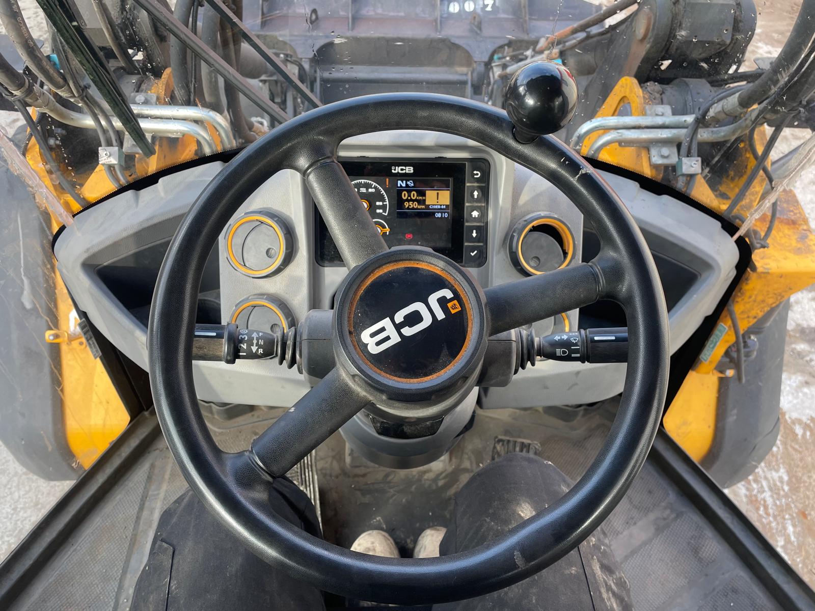 JCB 427 HT S5