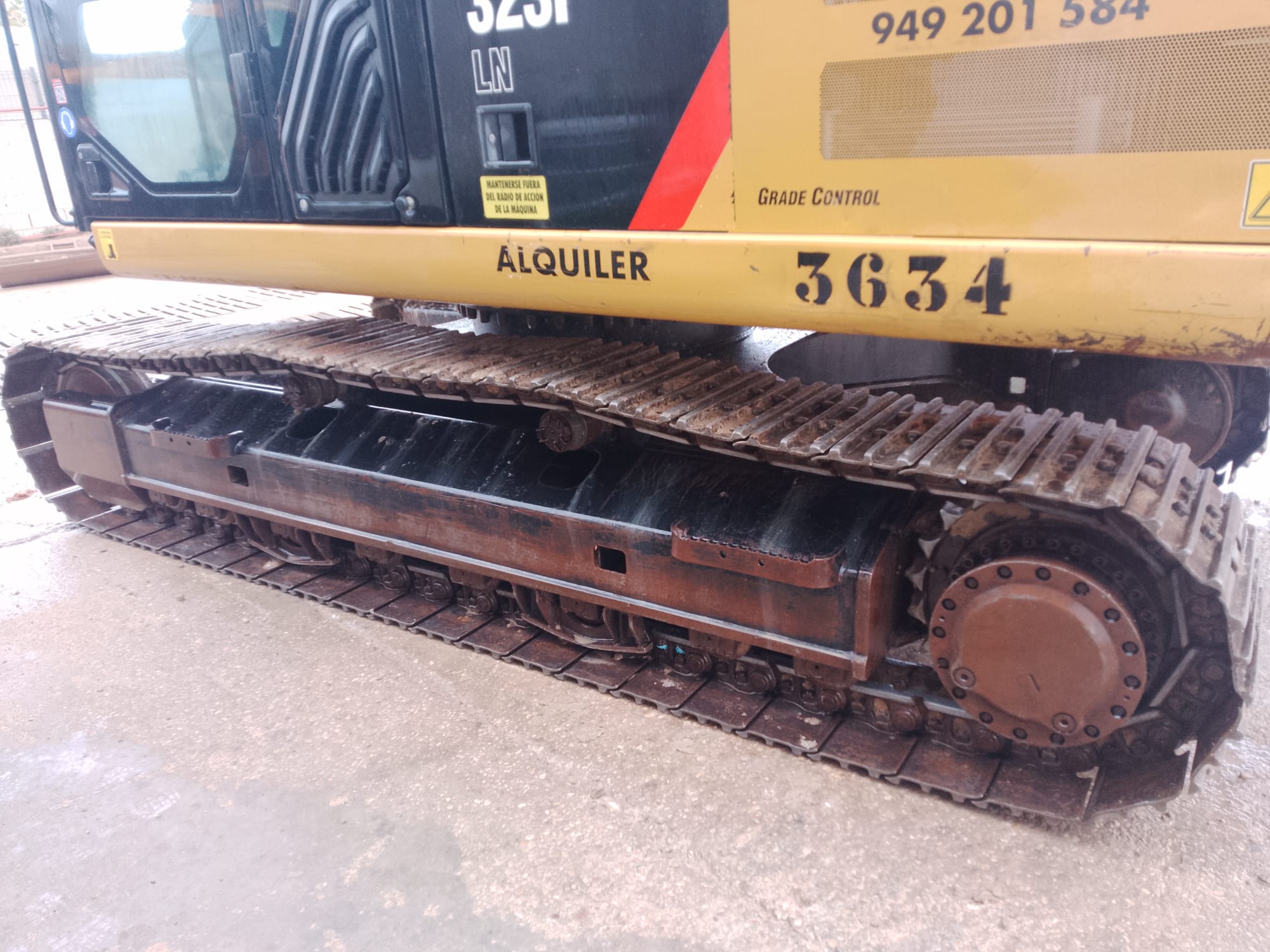 CATERPILLAR 323FLN IHC