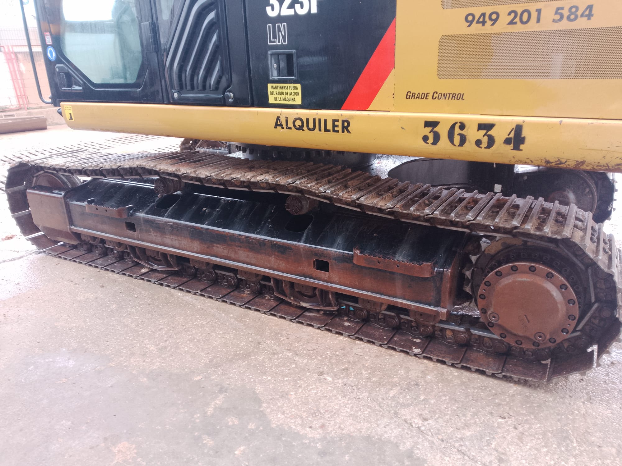CATERPILLAR 323FLN IHC