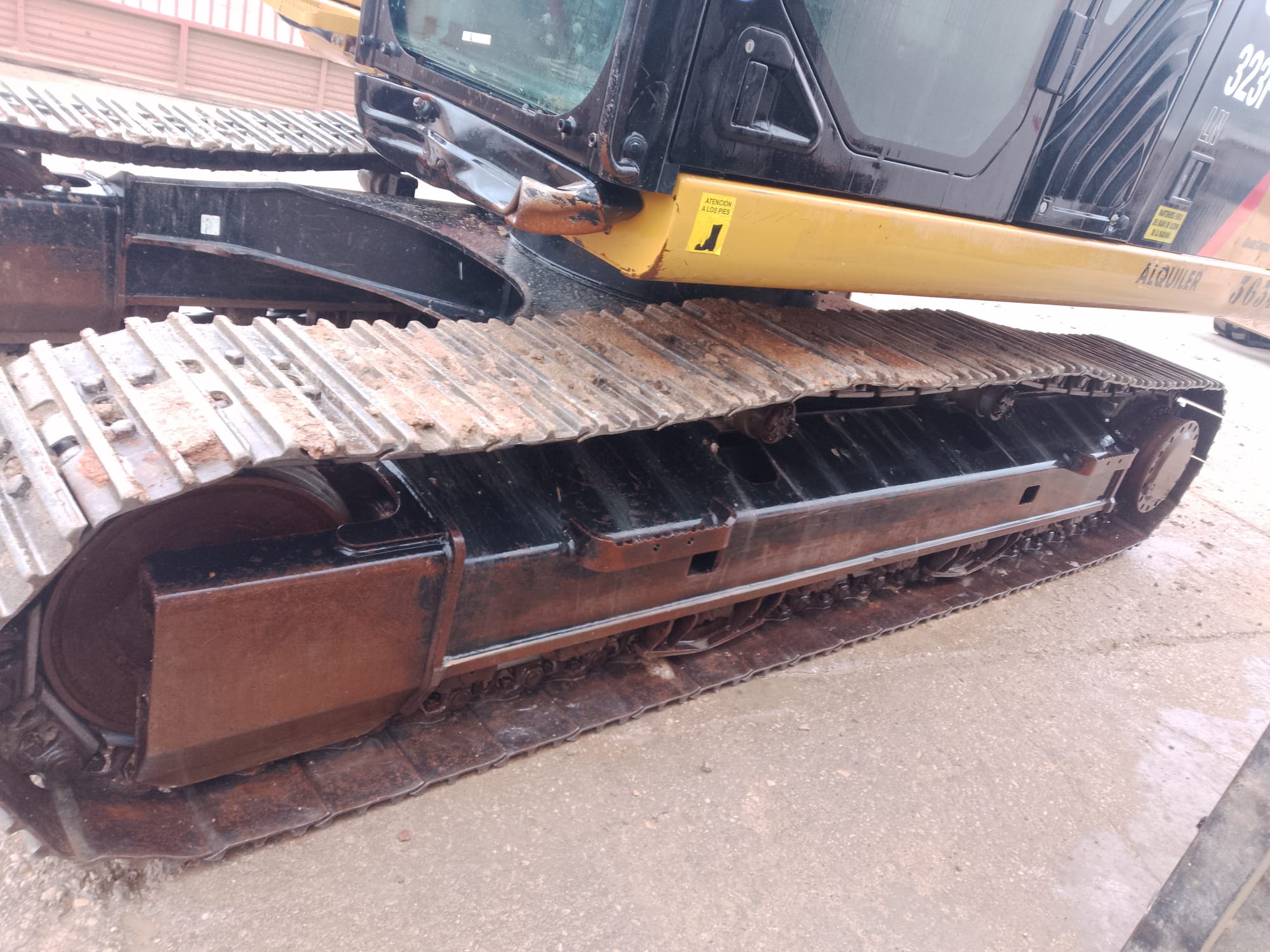 CATERPILLAR 323FLN IHC