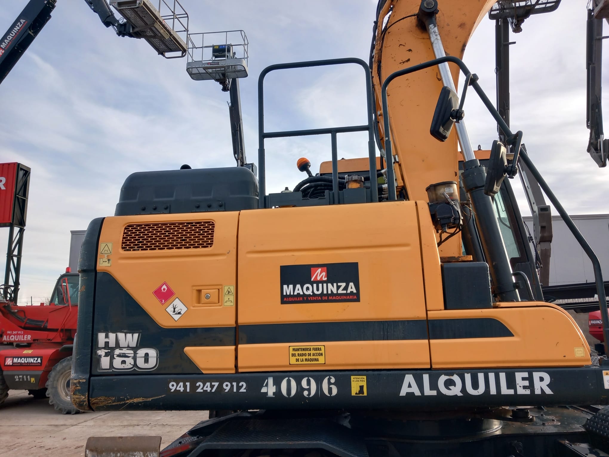 HYUNDAI HW180