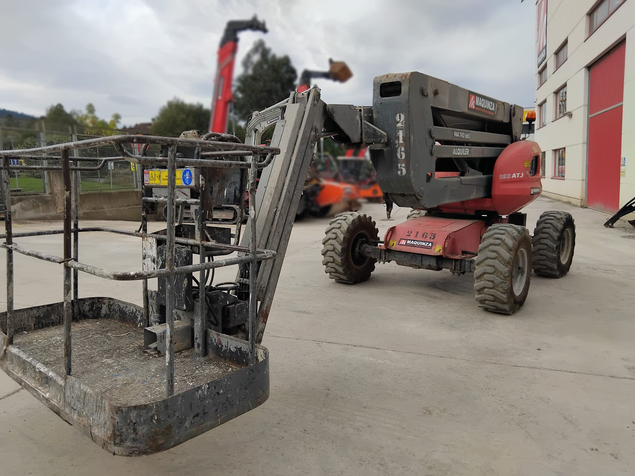 MANITOU 160ATJ OSCILLATING AXLE.