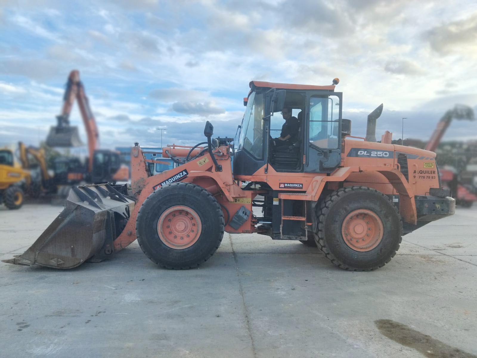 DOOSAN DL250-3
