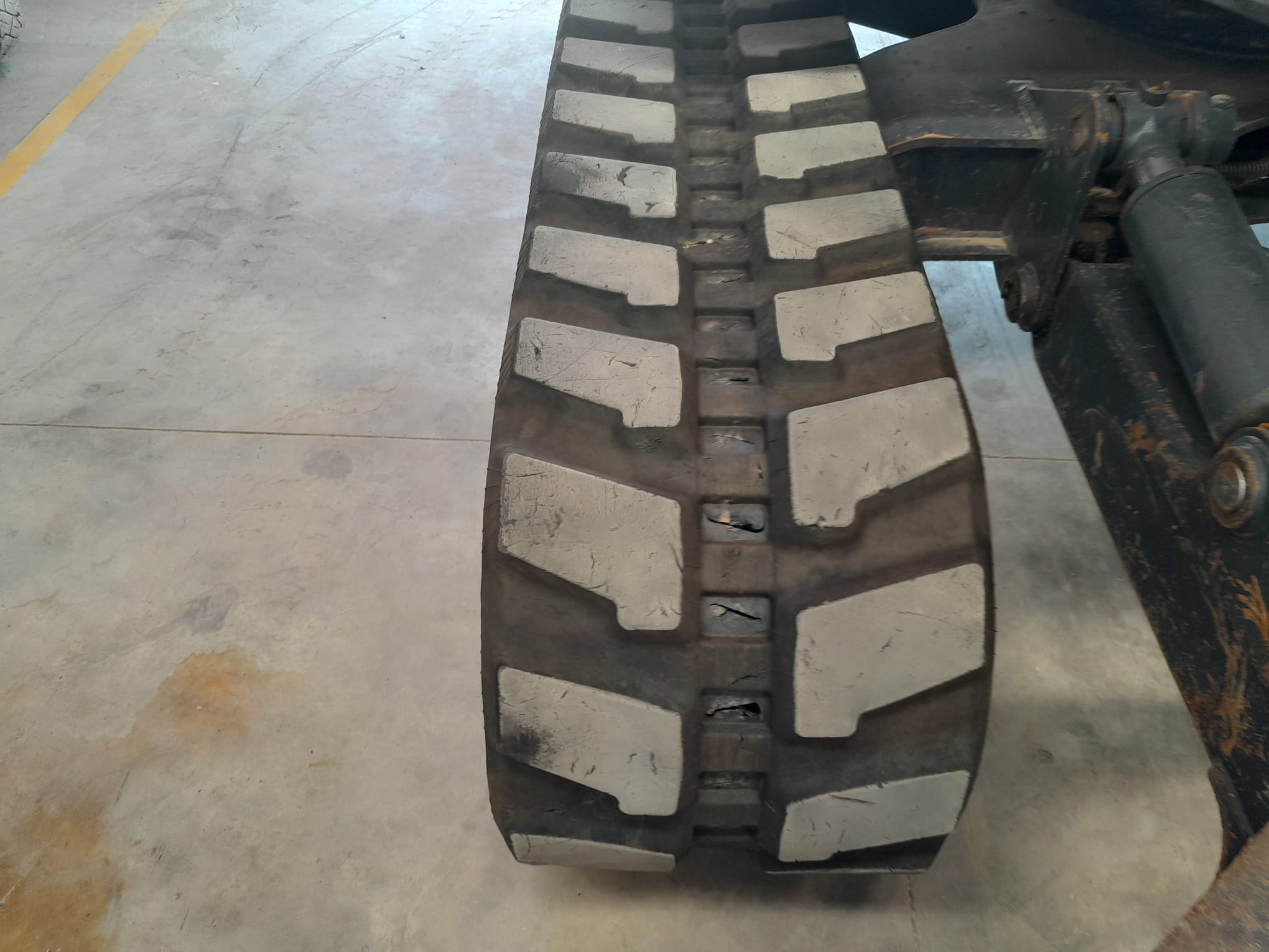 DEVELON DX85R-7