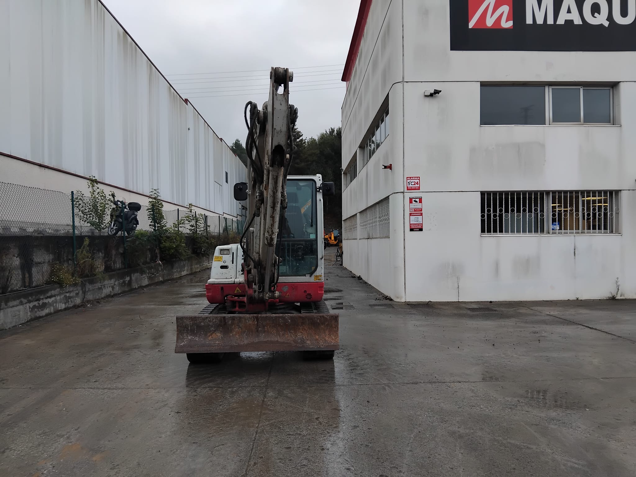 TAKEUCHI TB250