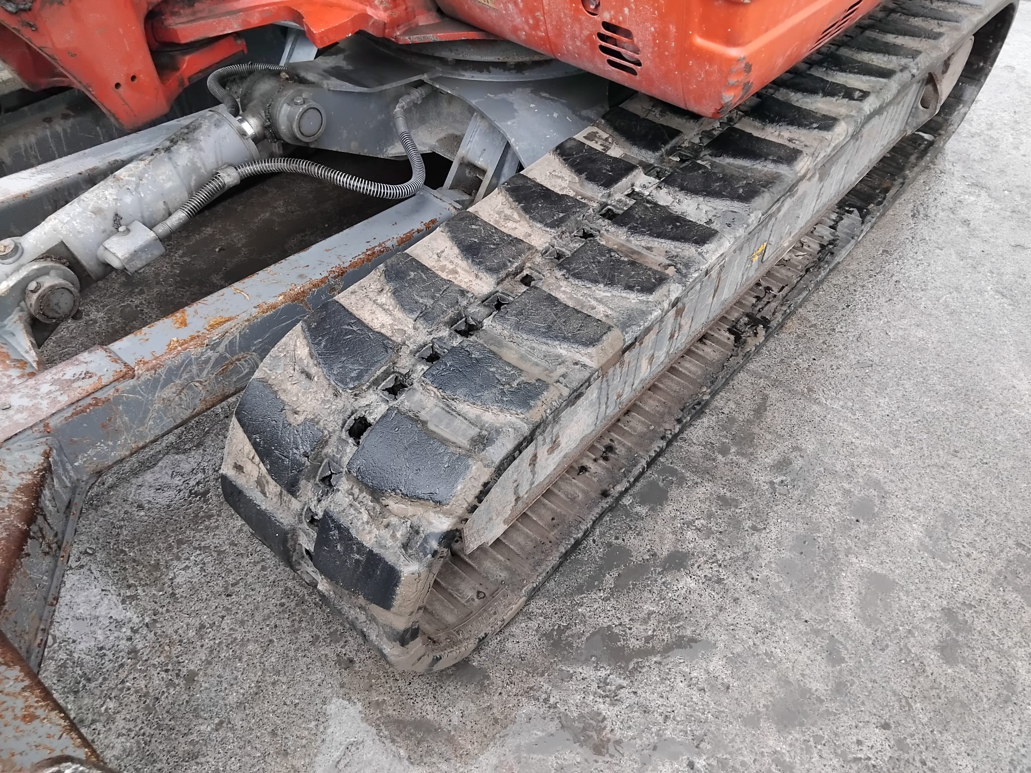 TAKEUCHI TB250