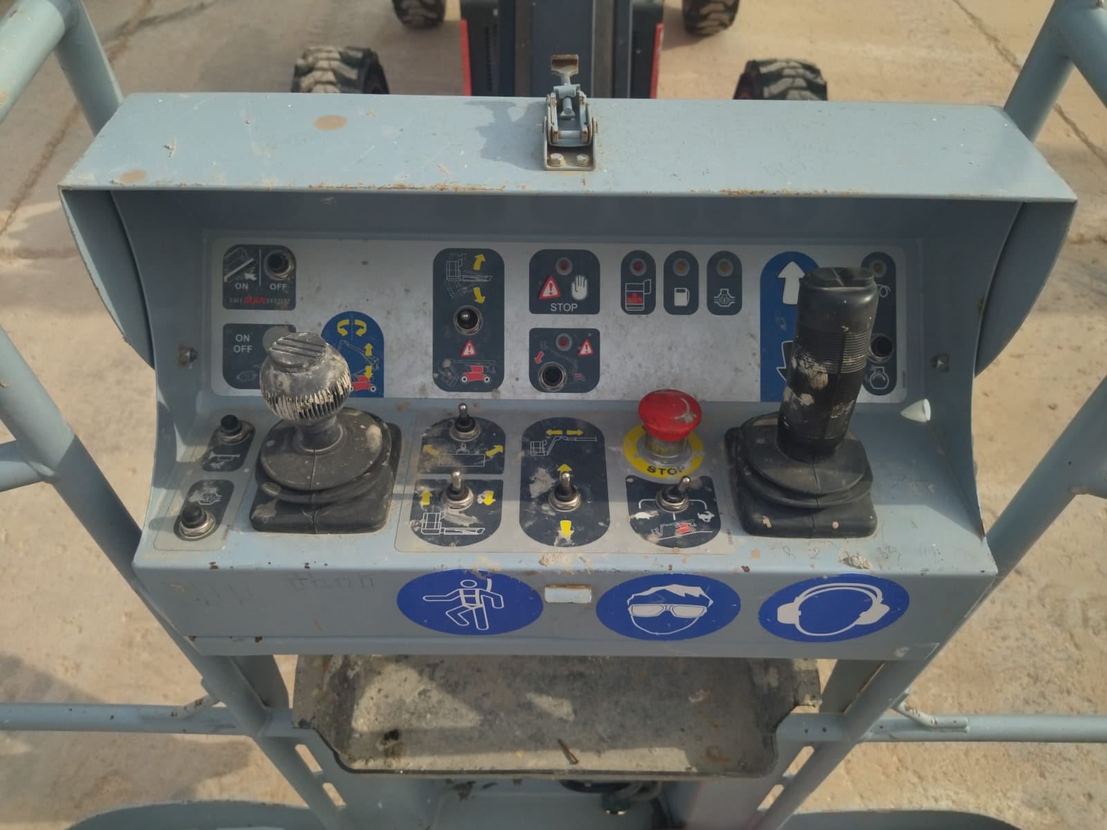 MANITOU MAN GO 12