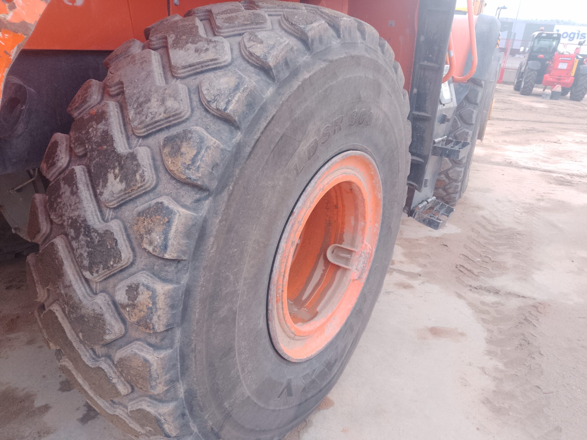 DOOSAN DL300-5