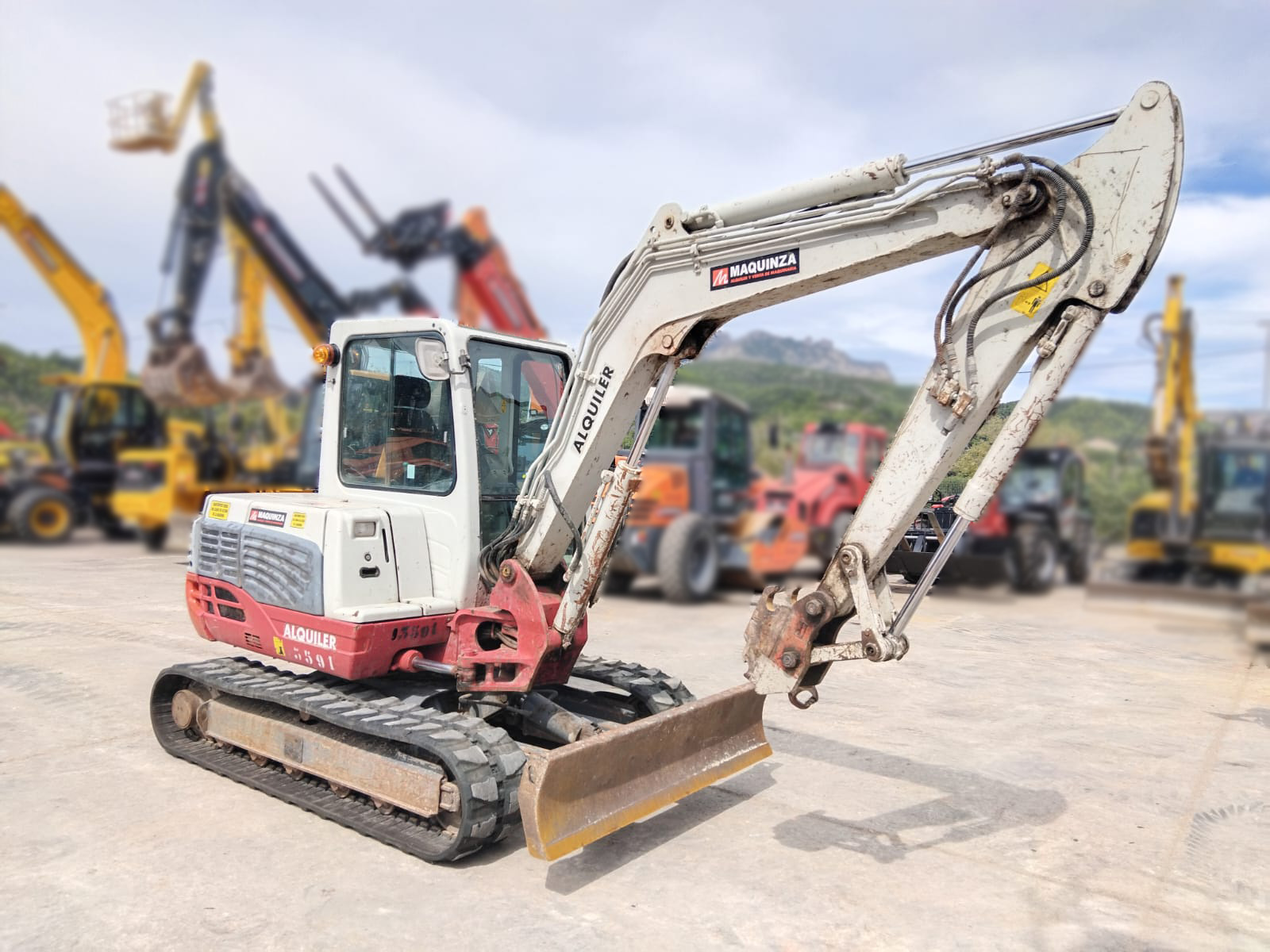 TAKEUCHI TB250