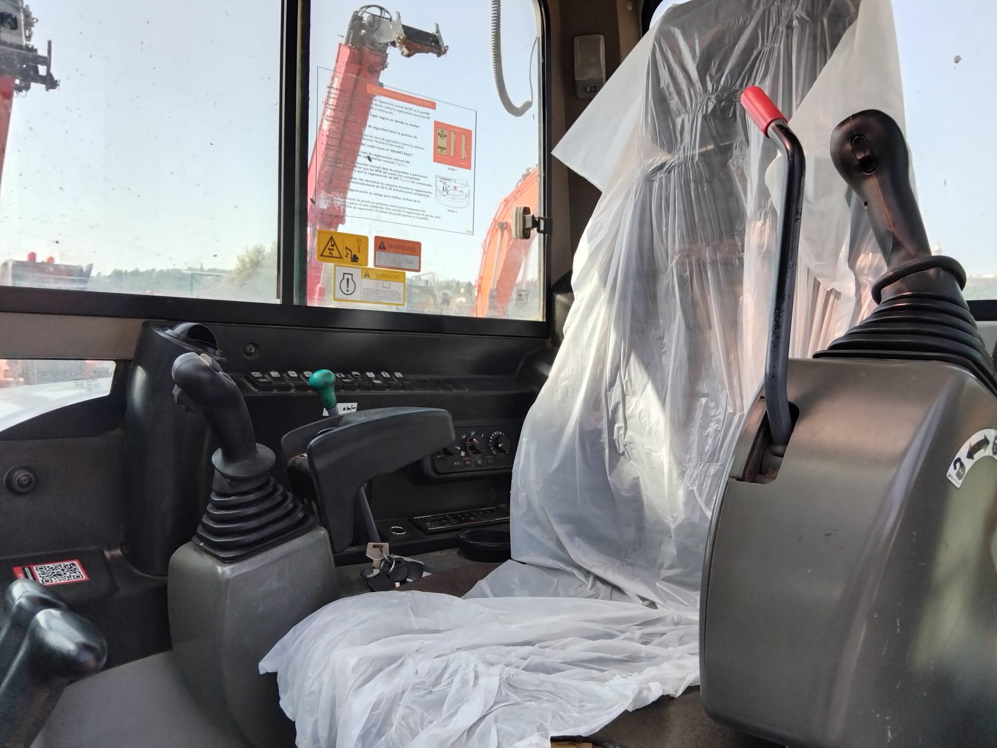 TAKEUCHI TB290