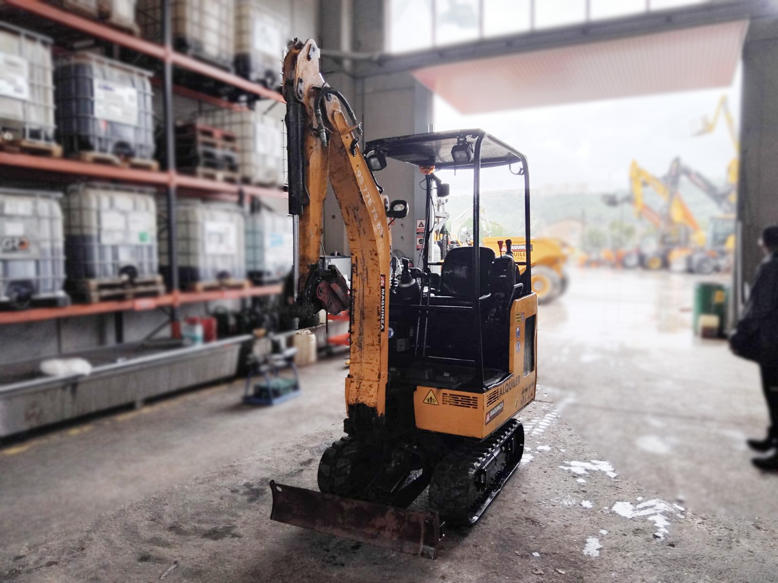 JCB 15C