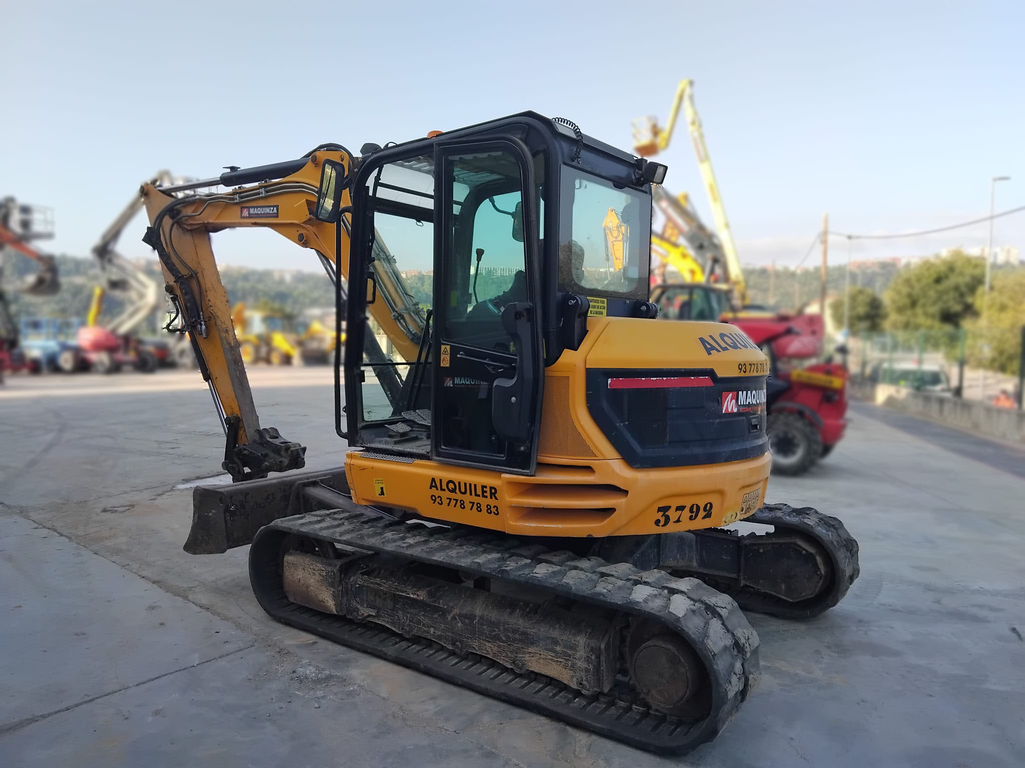 JCB 85Z