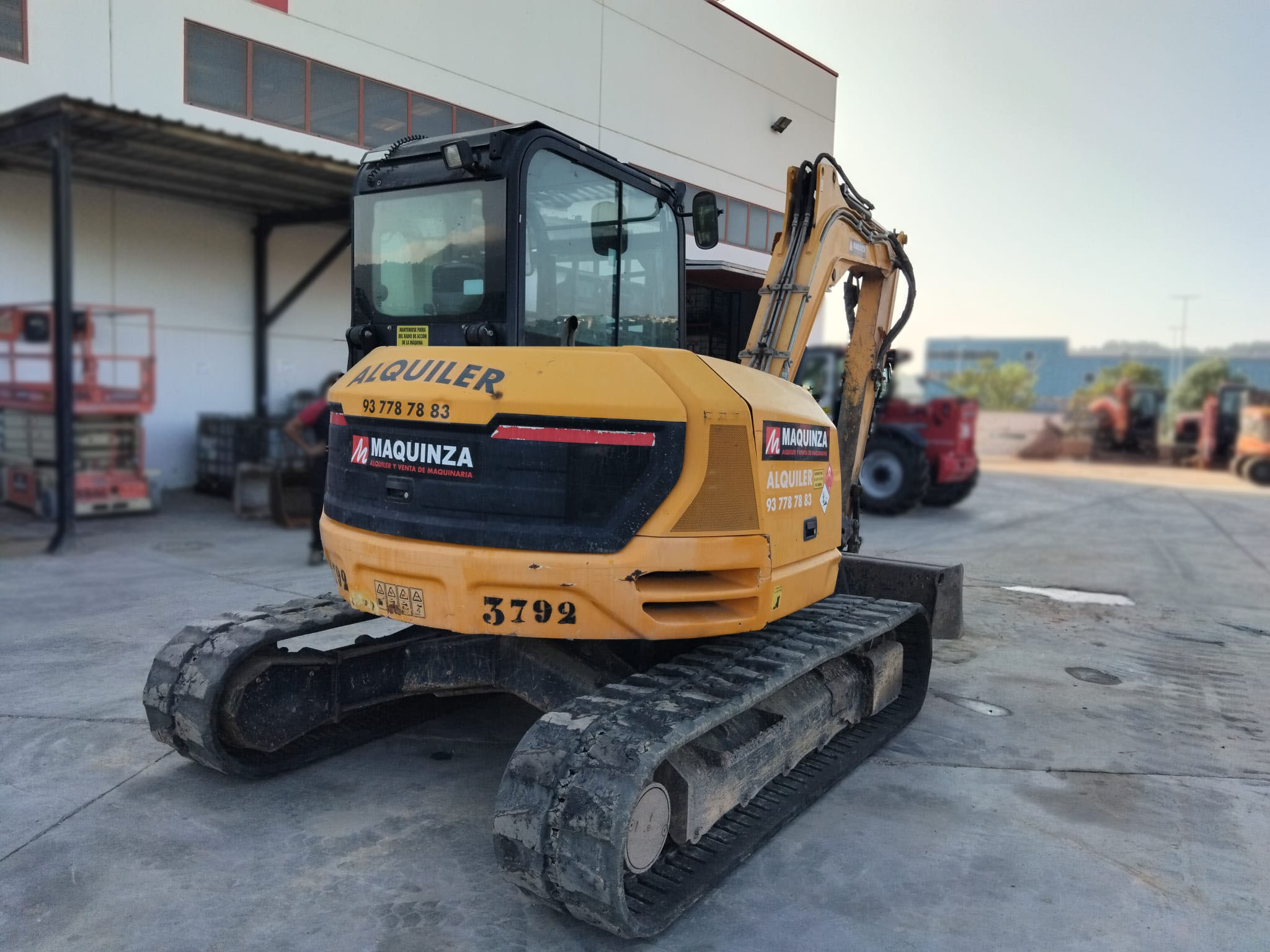 JCB 85Z