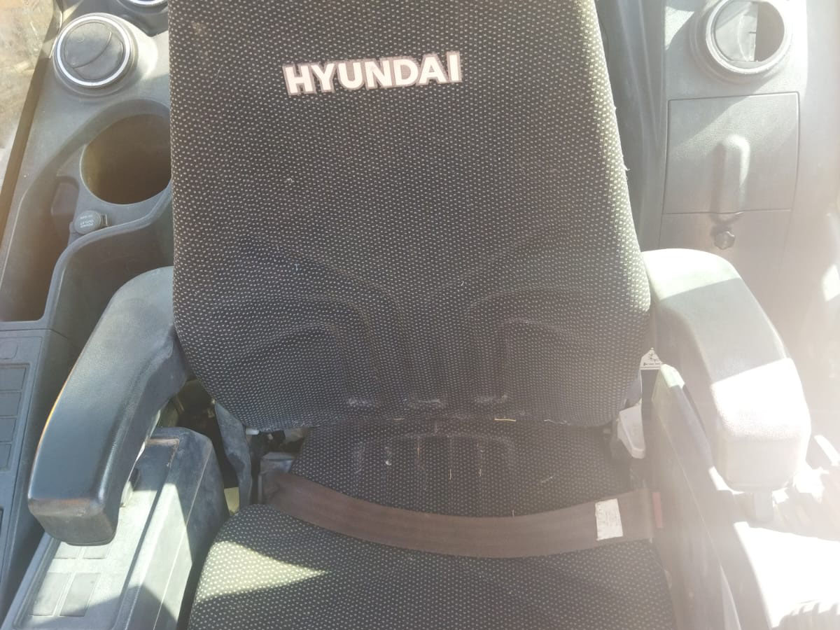HYUNDAI HW140