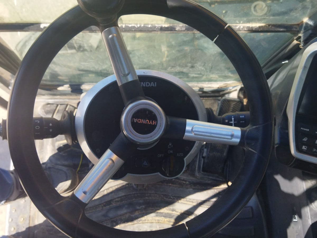 HYUNDAI HW140