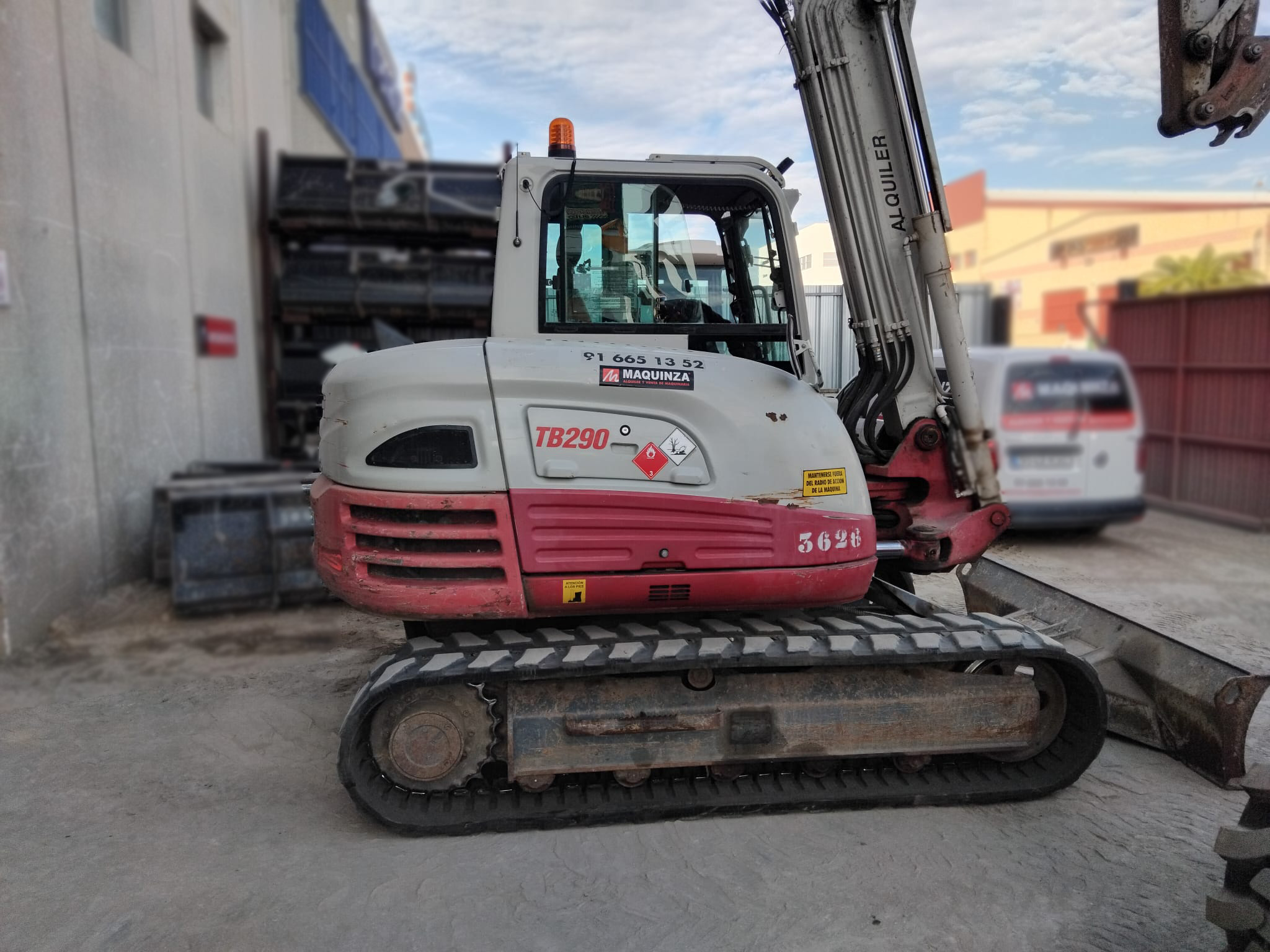 TAKEUCHI TB290