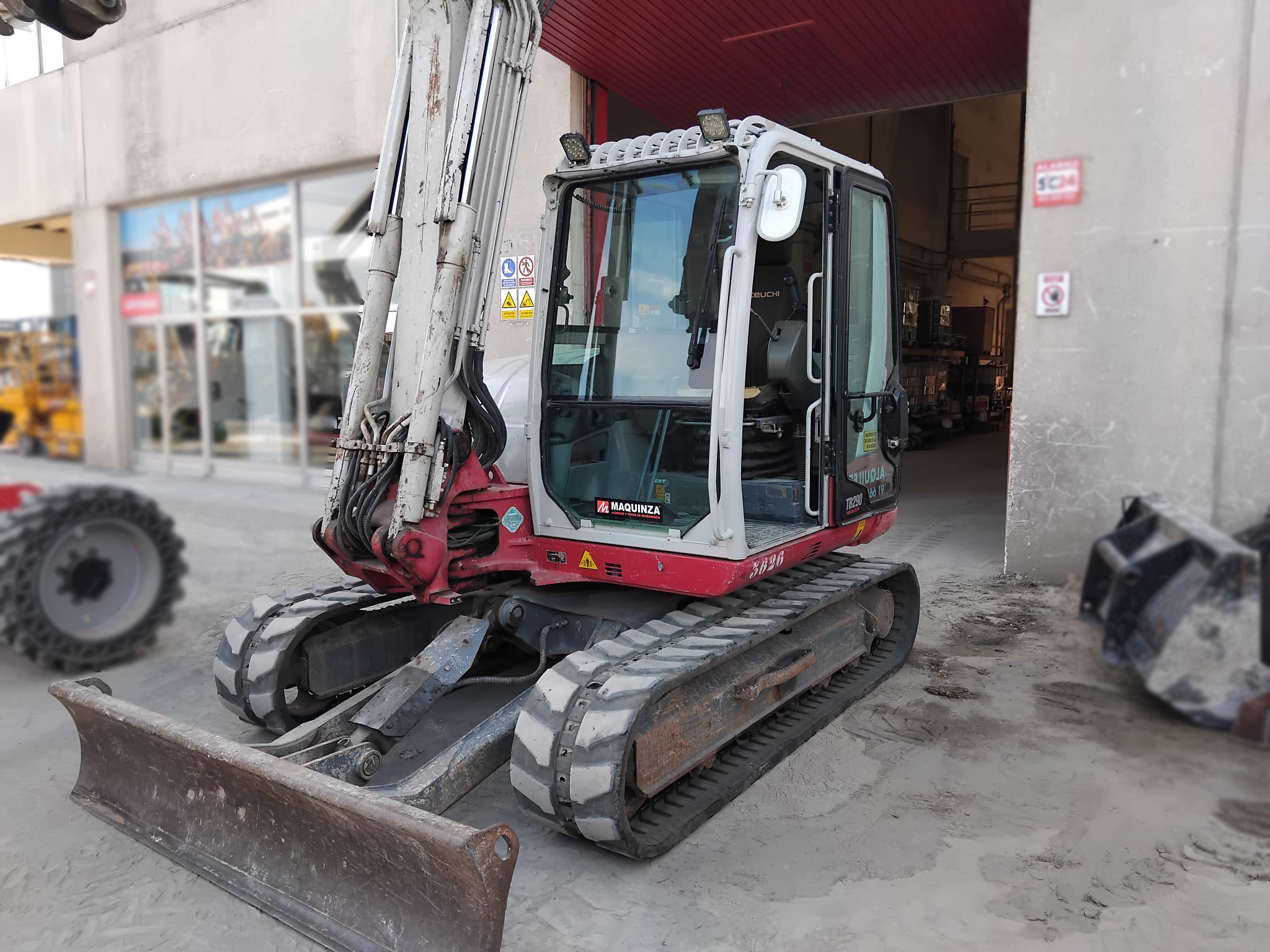 TAKEUCHI TB290