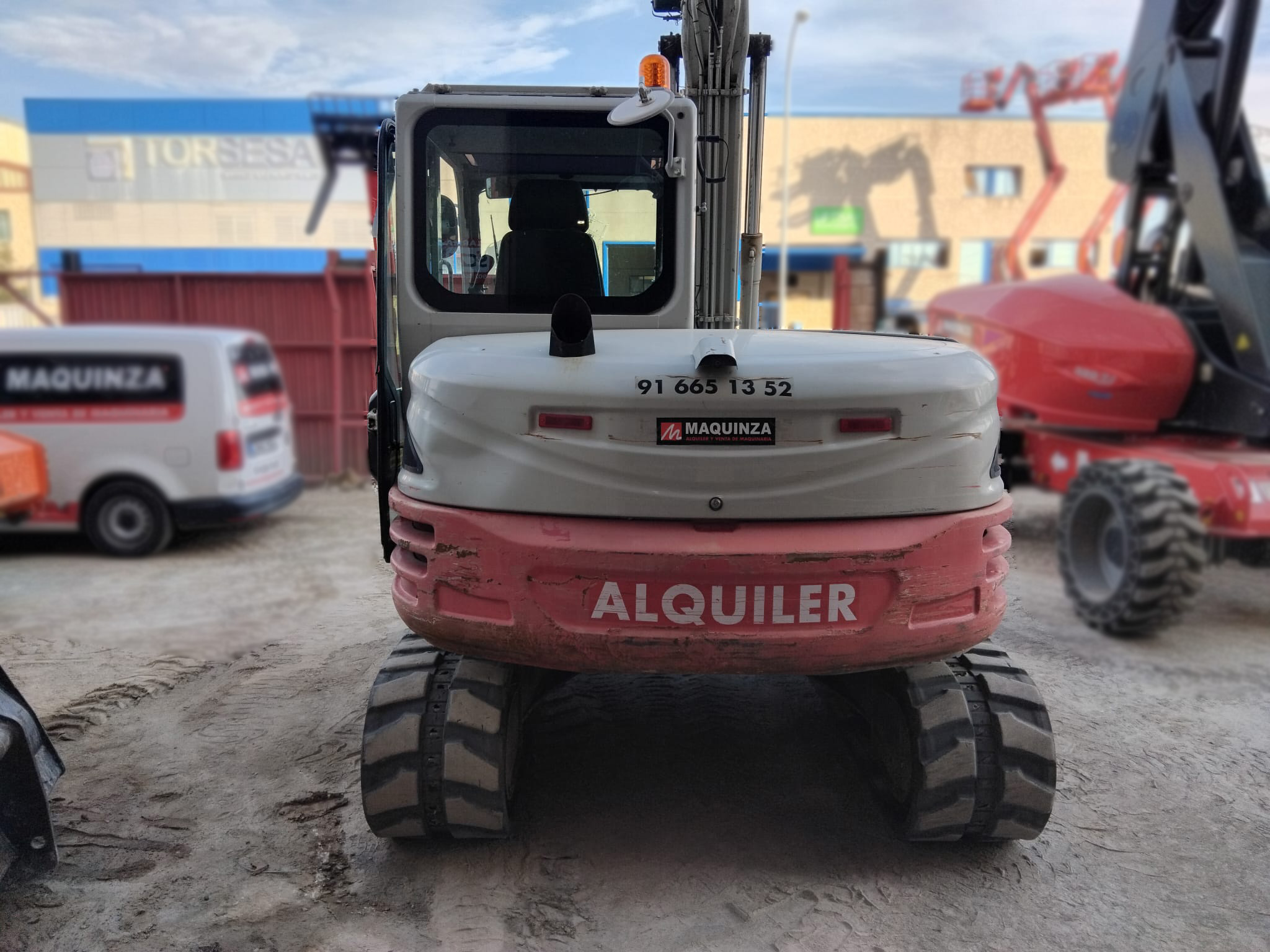 TAKEUCHI TB290