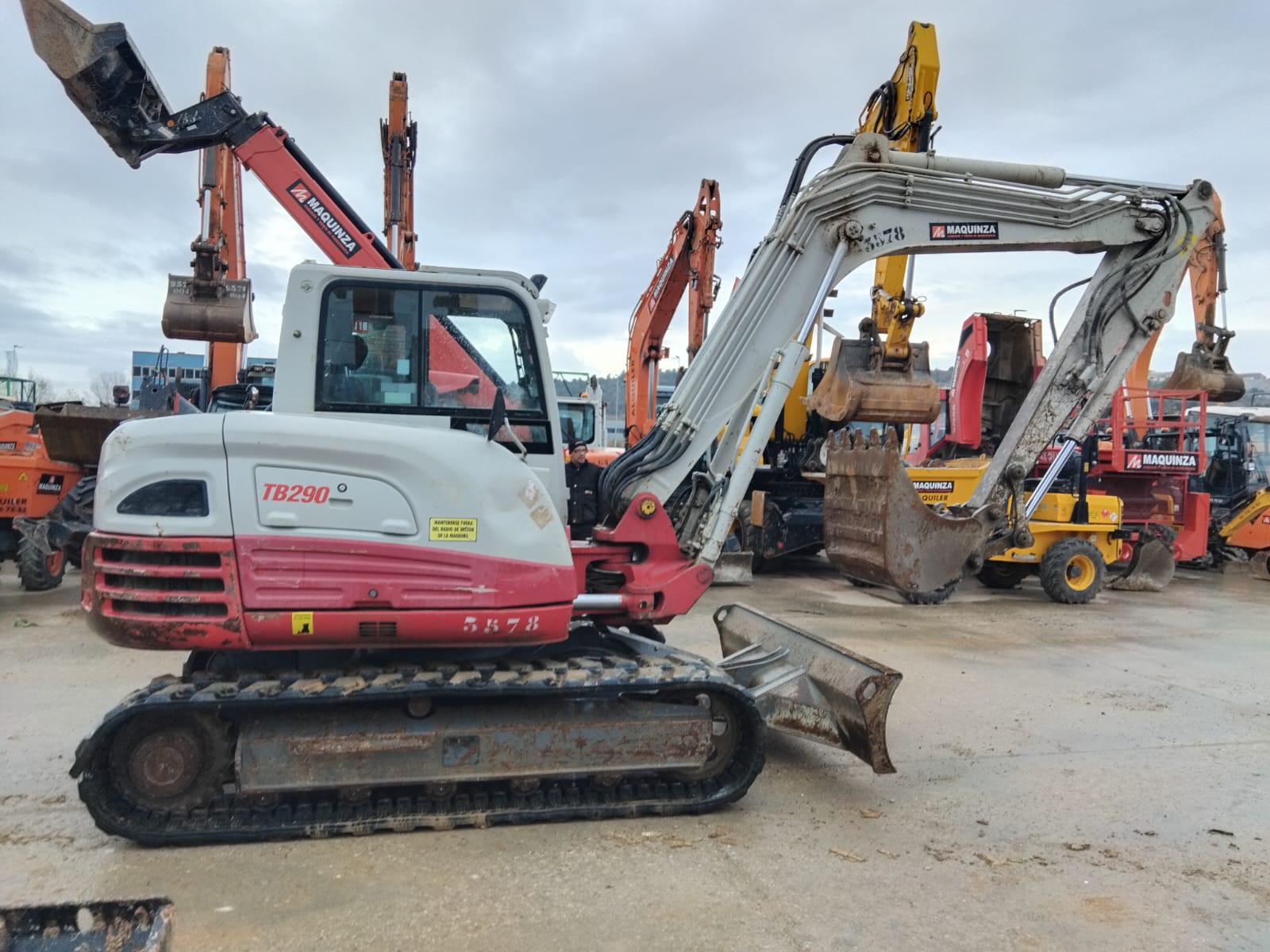 TAKEUCHI TB290