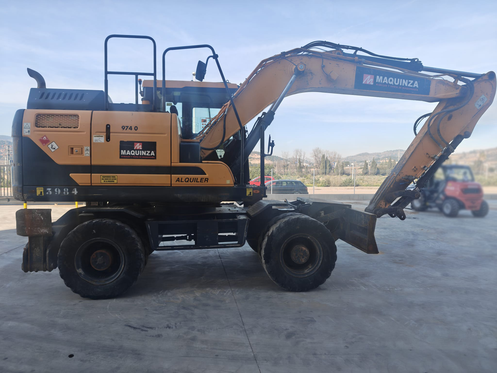 HYUNDAI HW140
