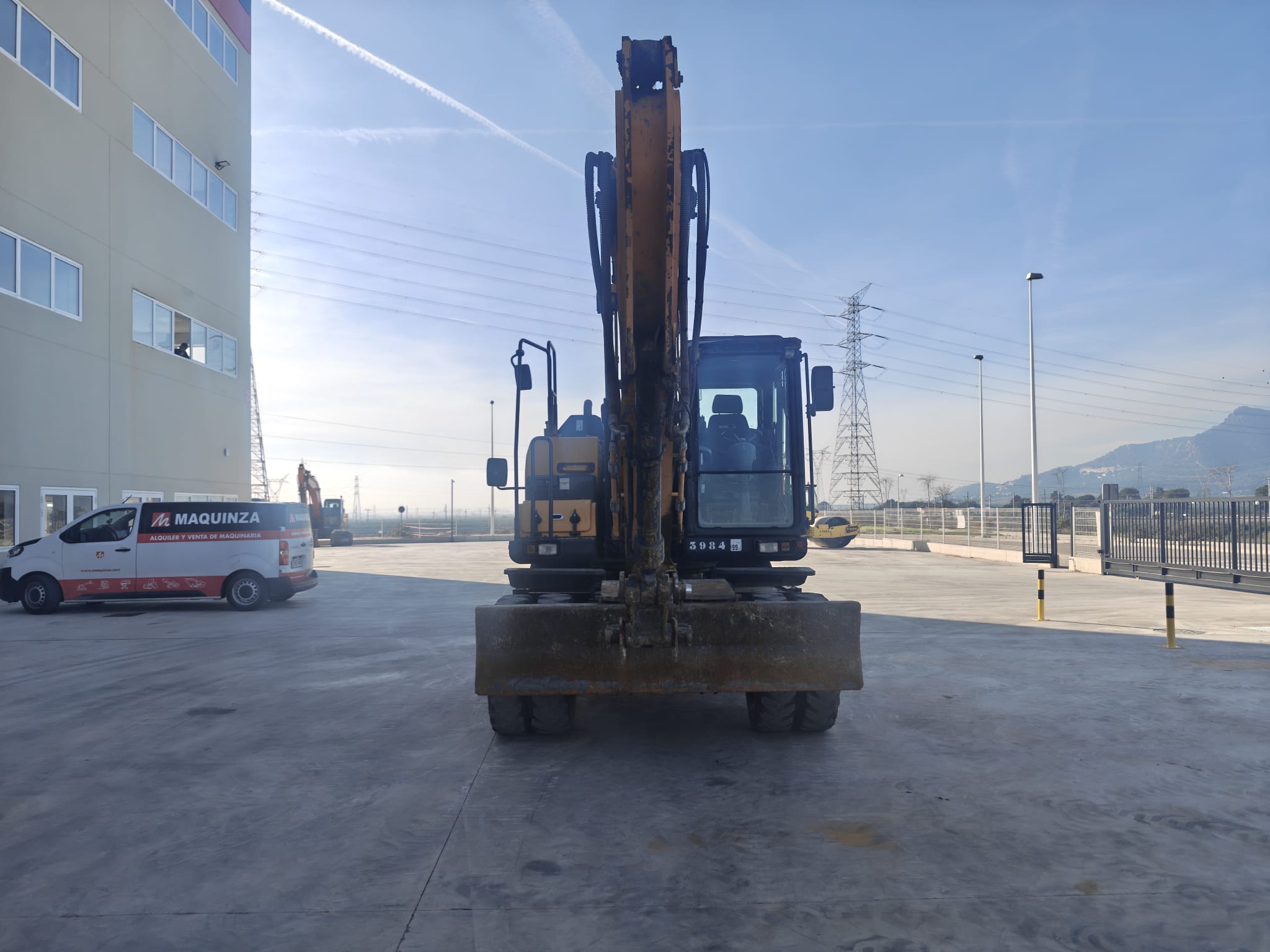 HYUNDAI HW140