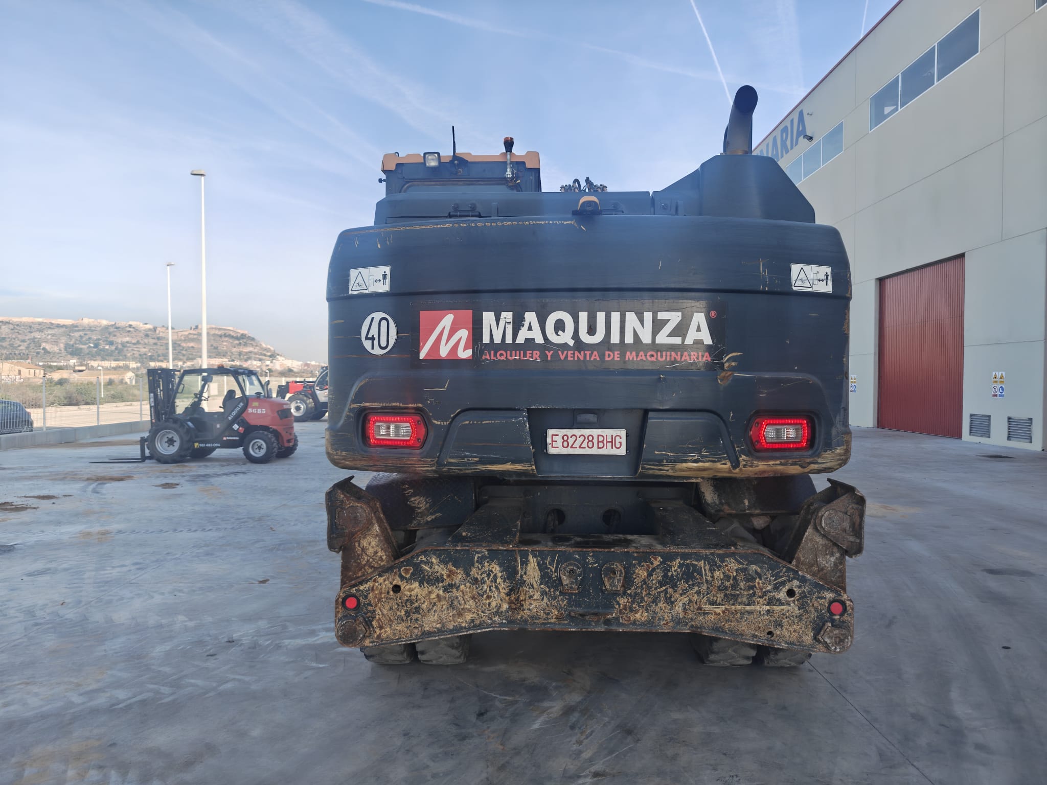 HYUNDAI HW140
