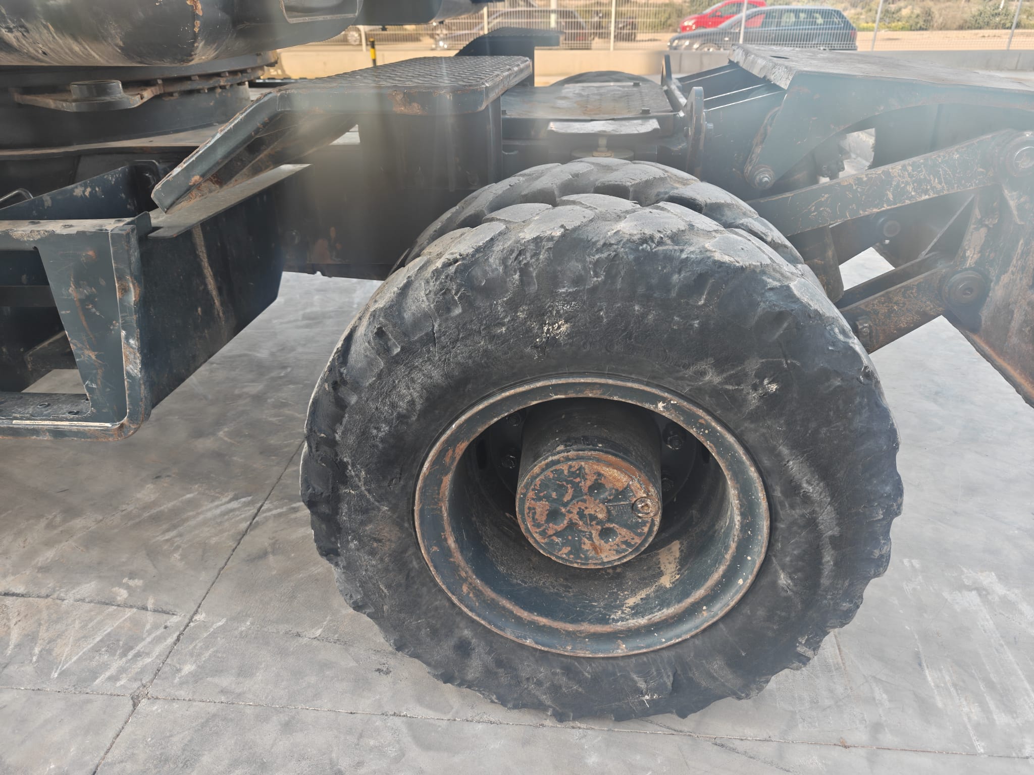 HYUNDAI HW140