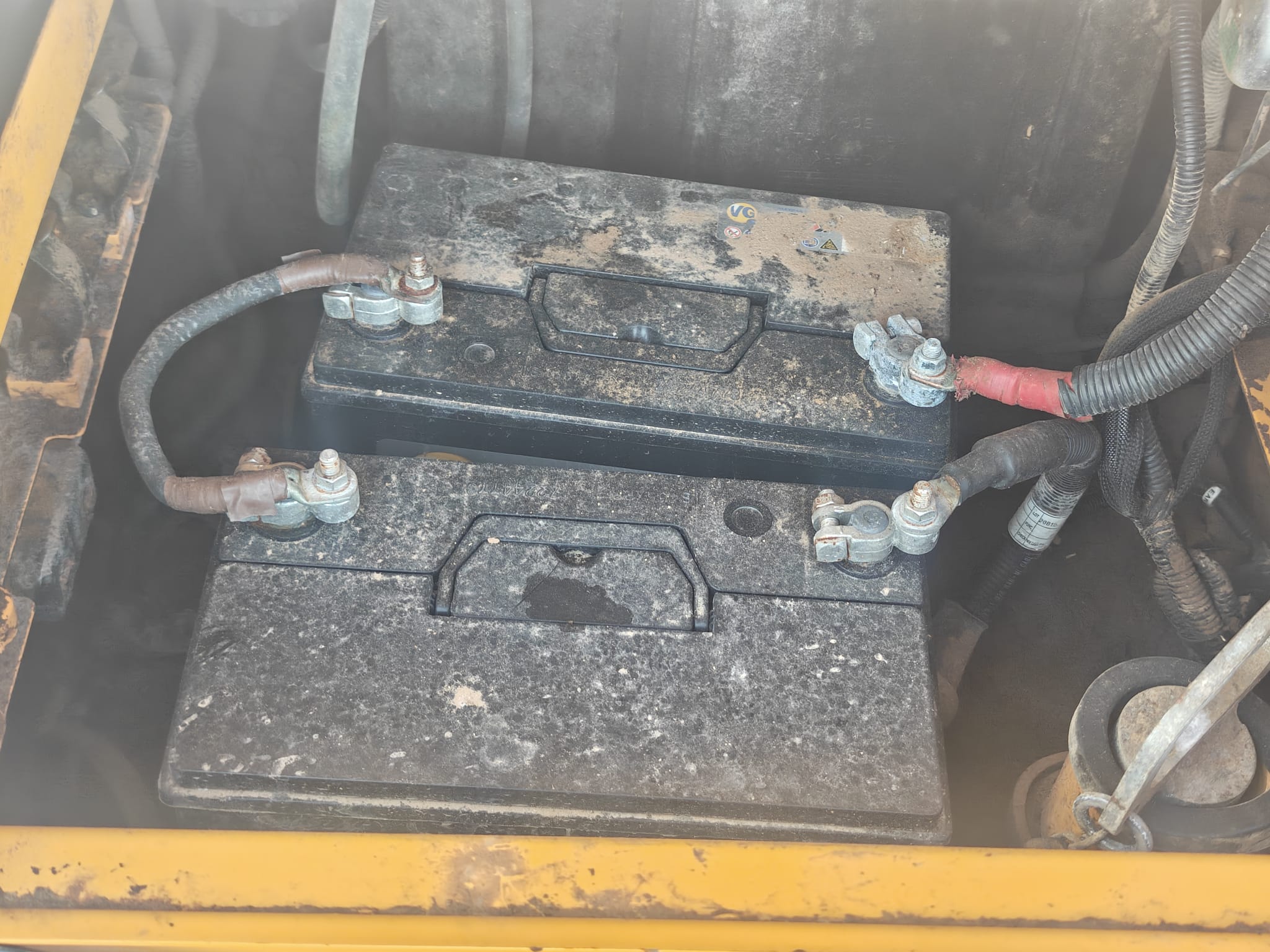 HYUNDAI HW140