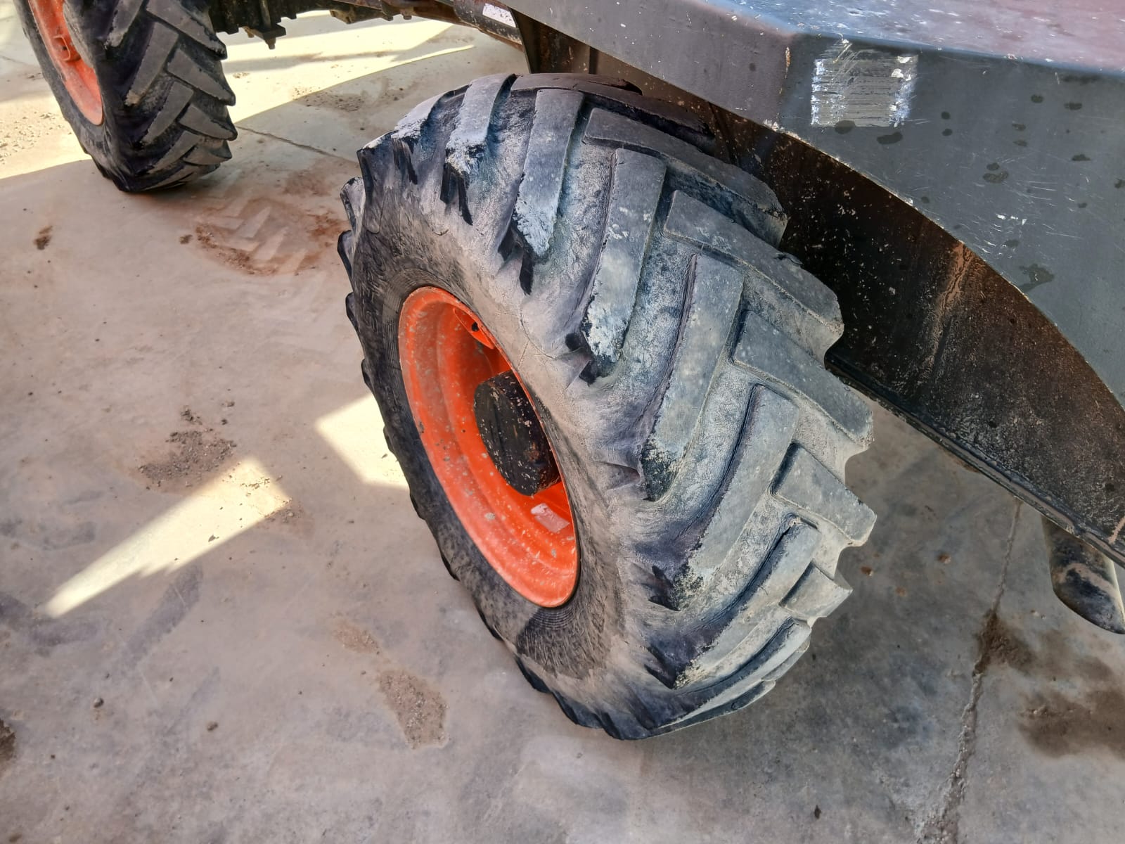 AUSA D350 AHG