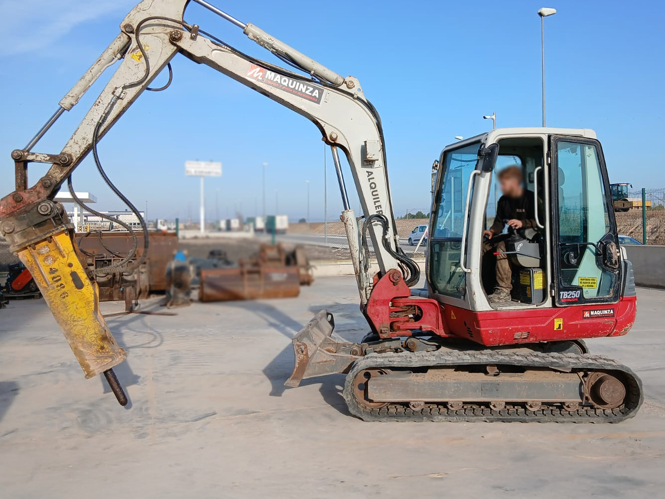 TAKEUCHI TB250