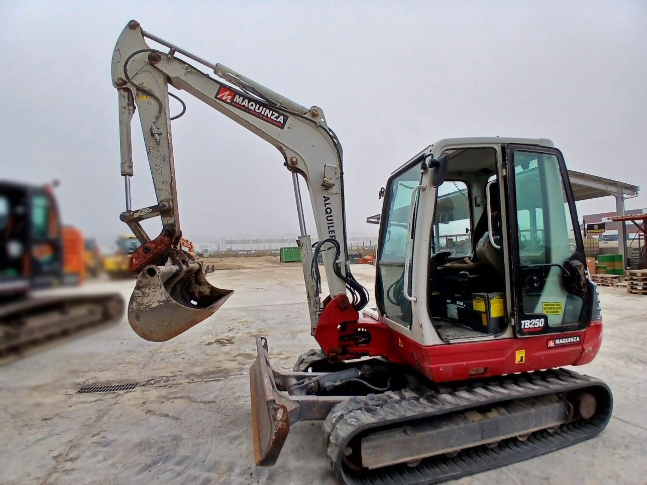 TAKEUCHI TB250