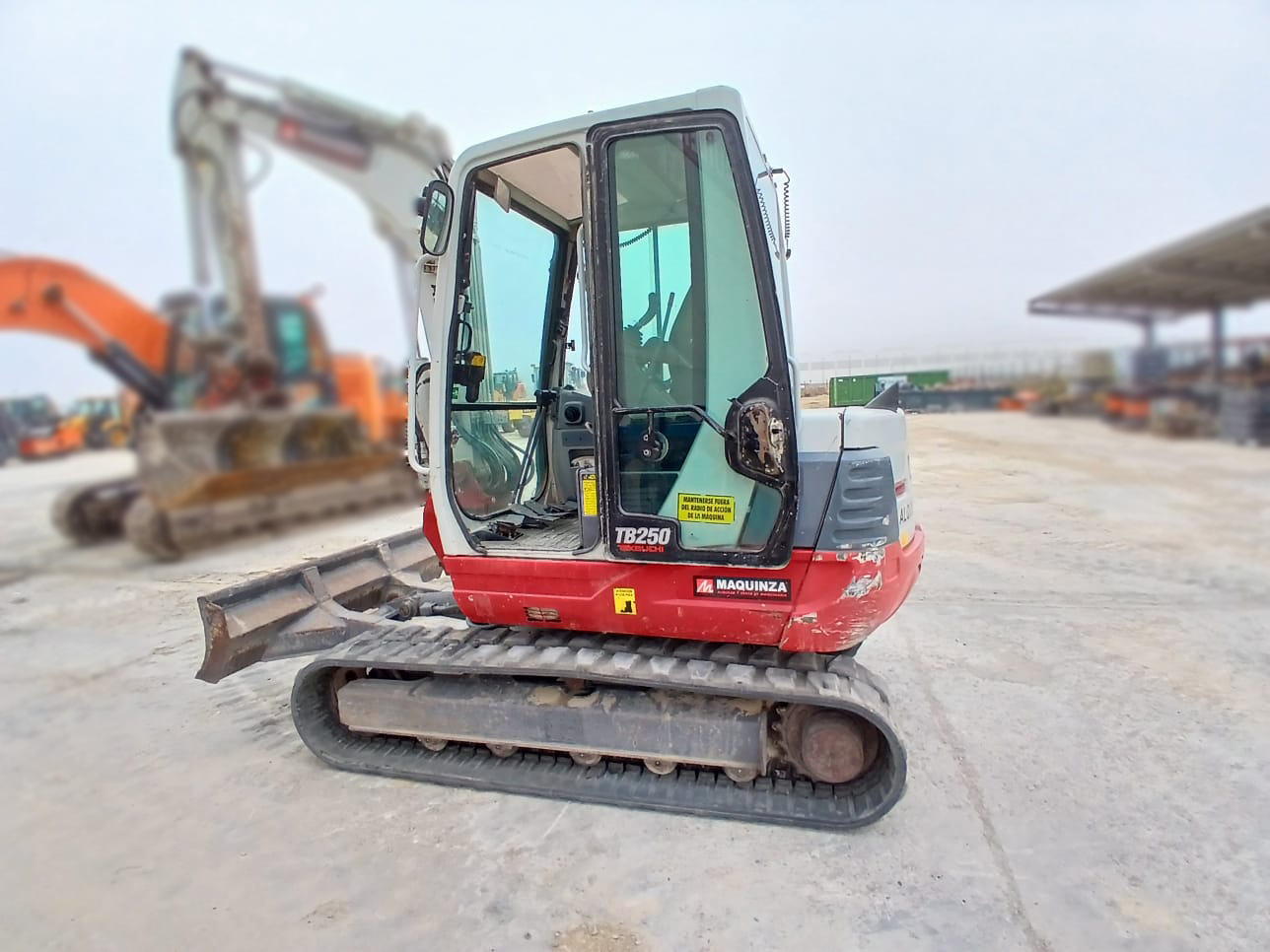 TAKEUCHI TB250
