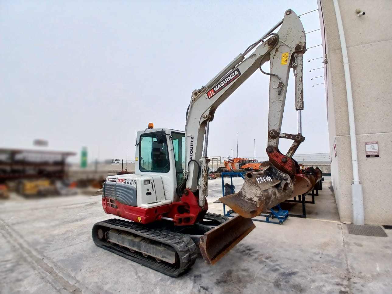 TAKEUCHI TB250