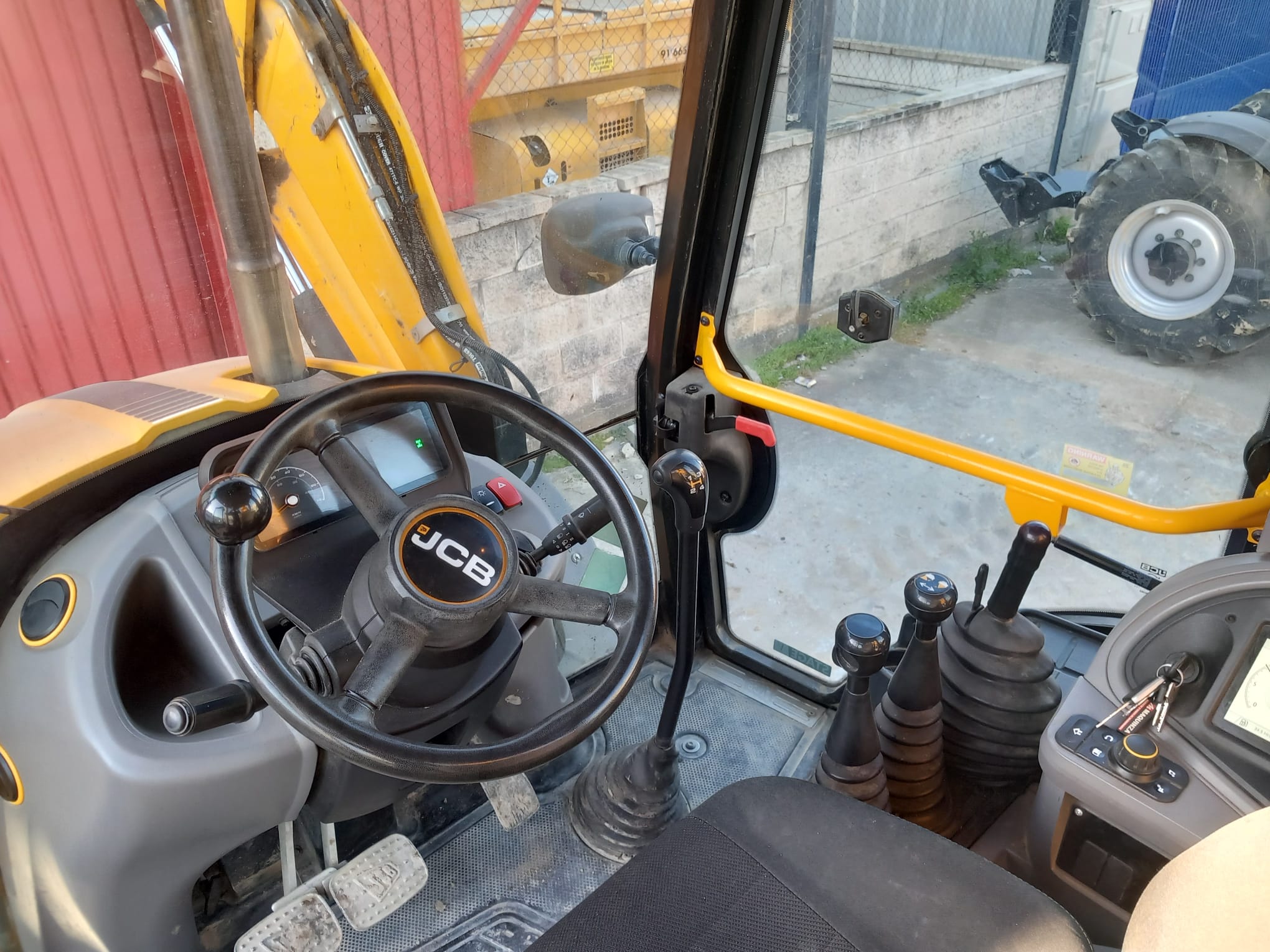 JCB 3CX