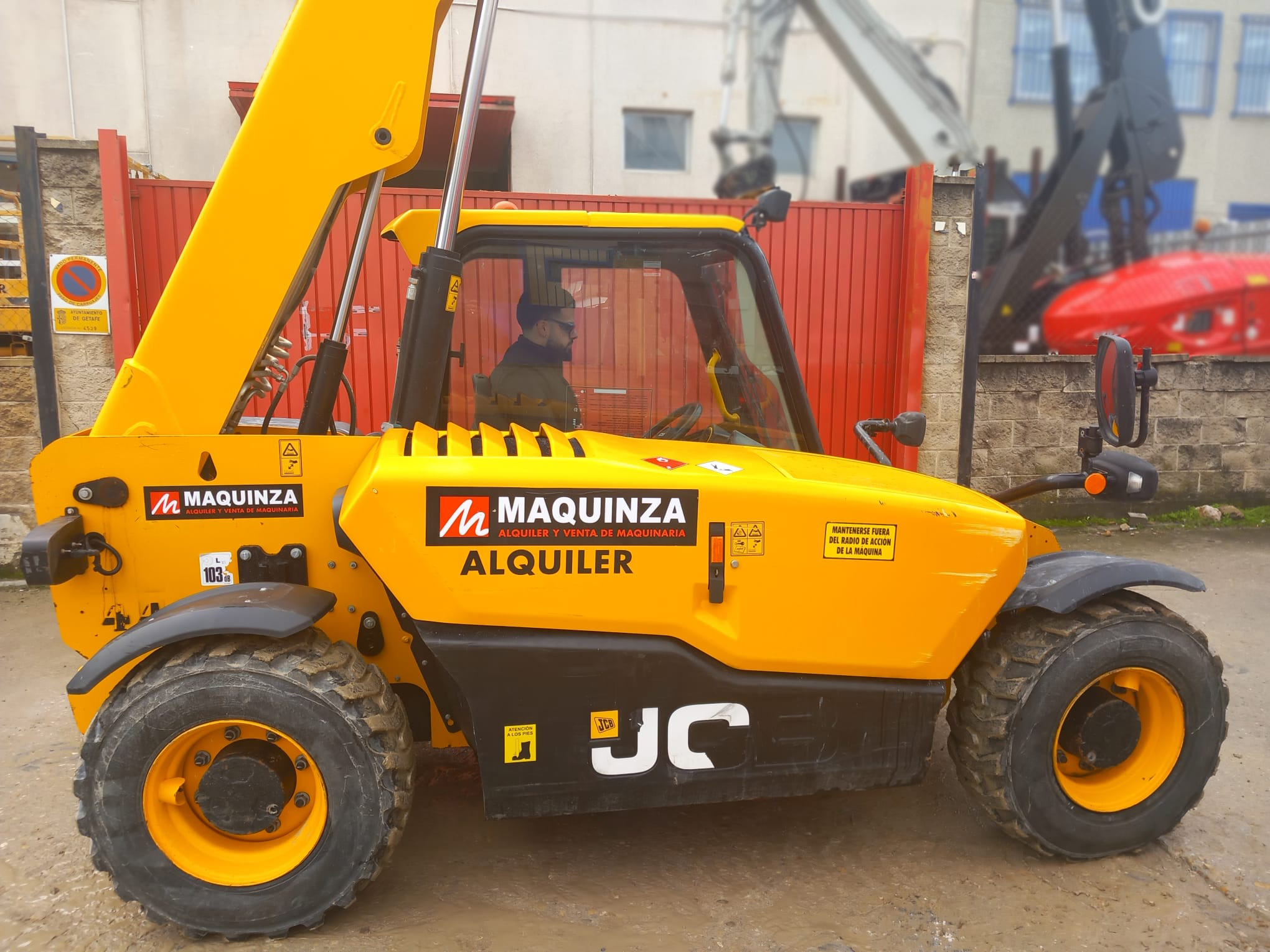 JCB 525.60