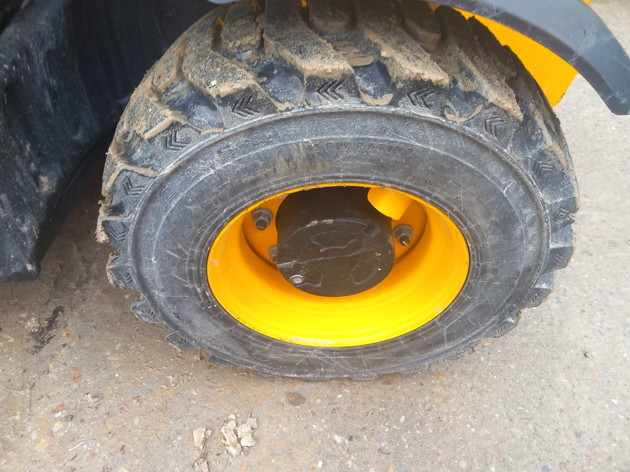 JCB 525.60