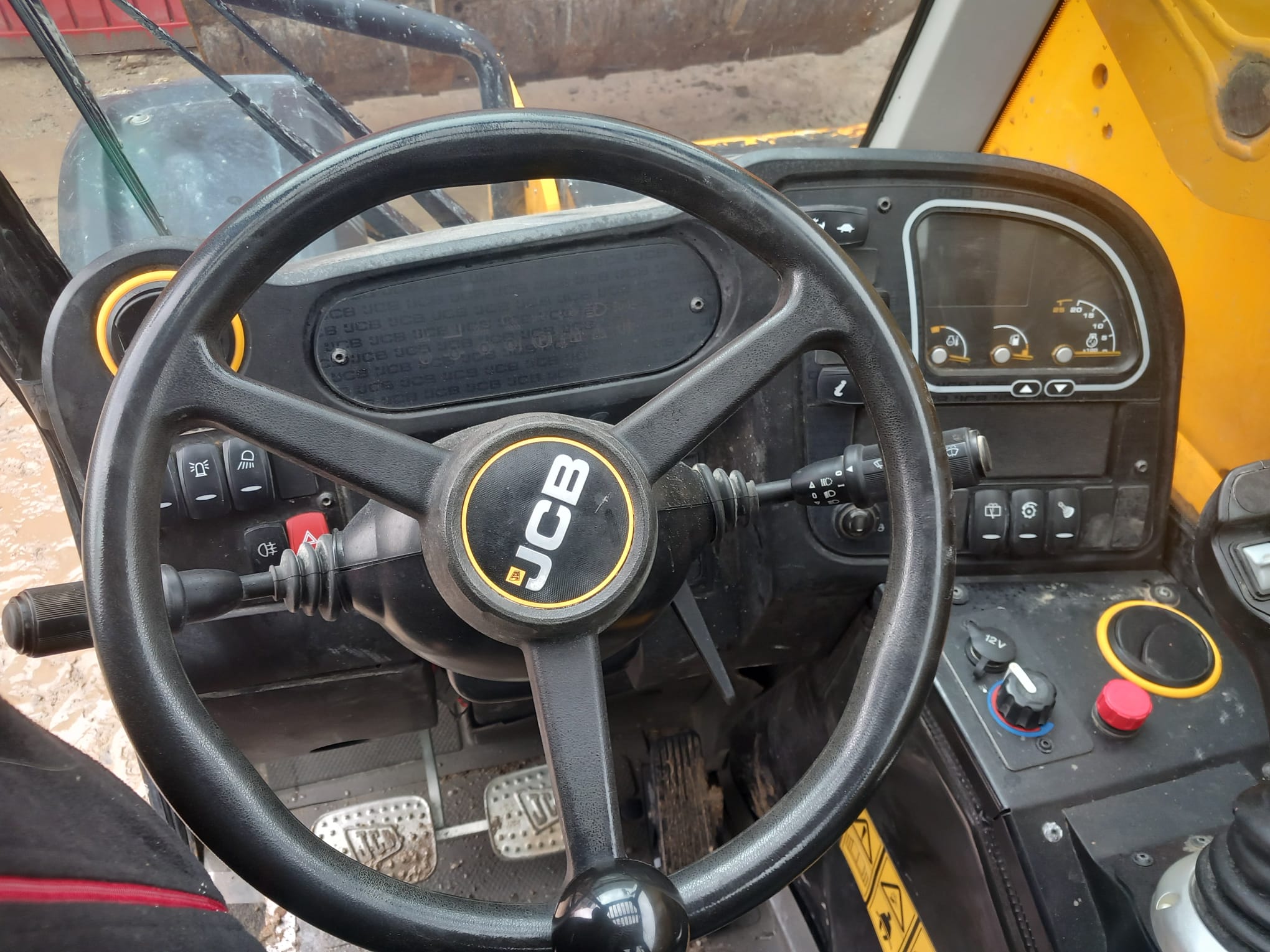 JCB 525.60