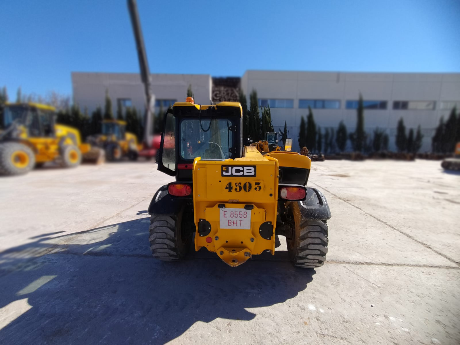 JCB 525.60