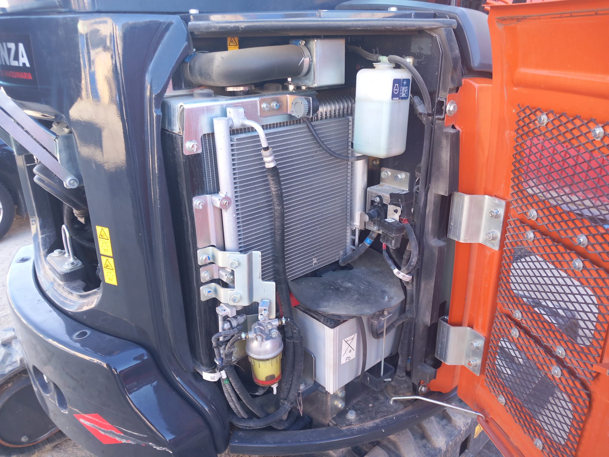 HITACHI ZX33U-6