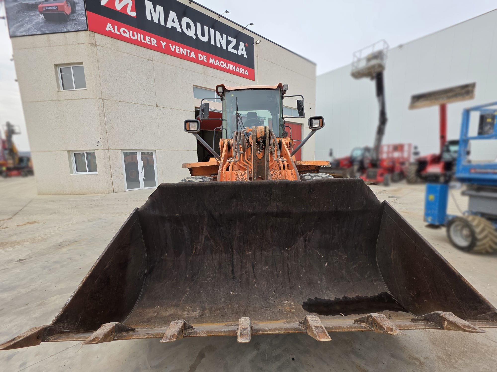 DOOSAN DL250-3