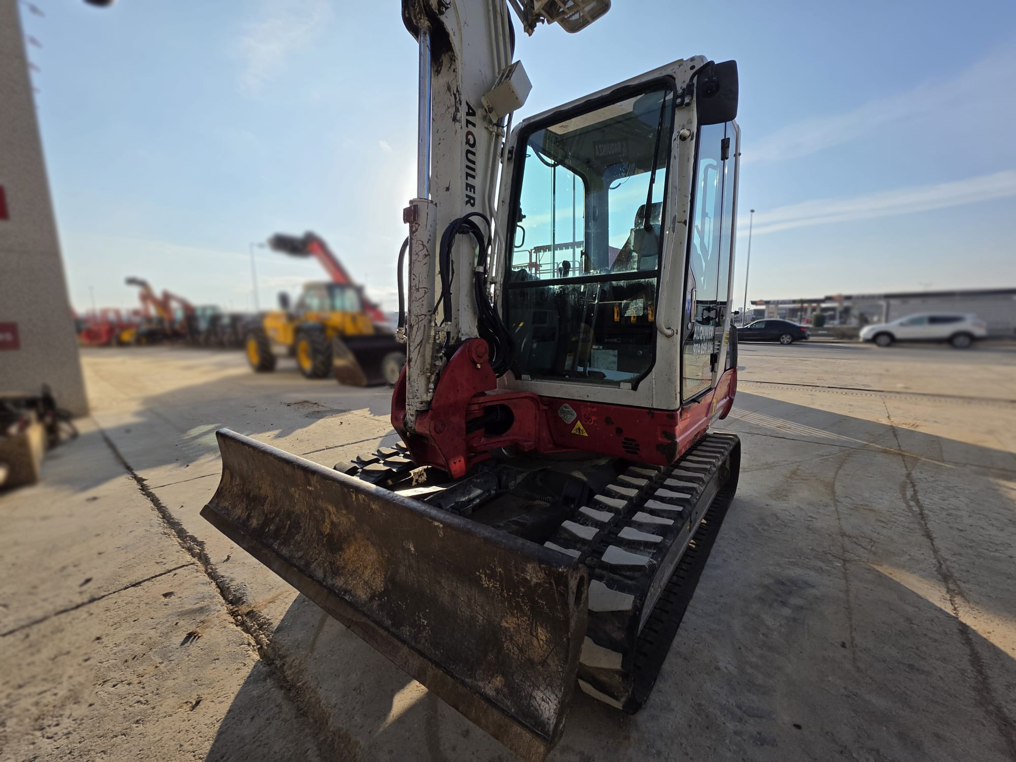 TAKEUCHI TB250