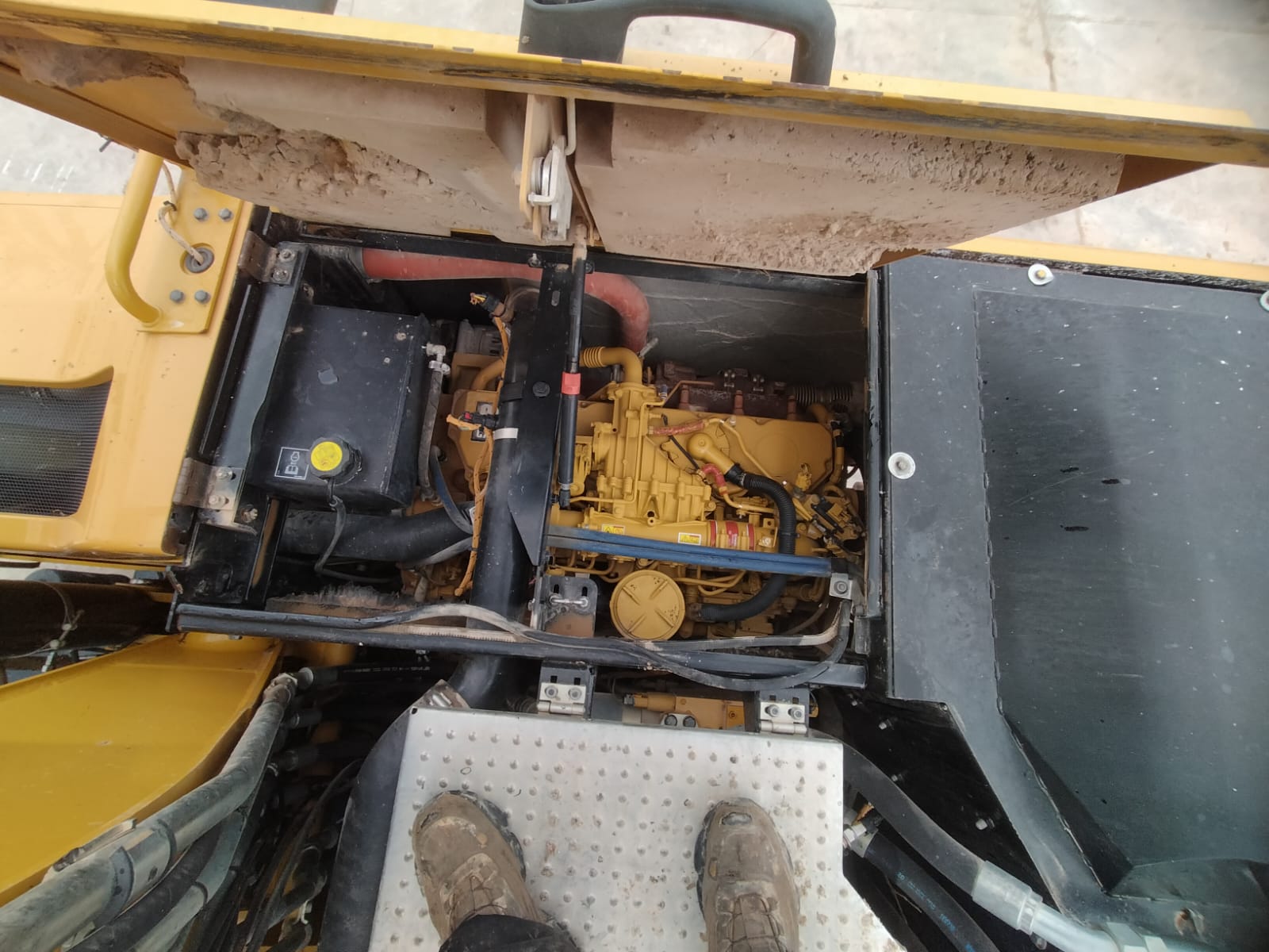 CATERPILLAR M320F IHC