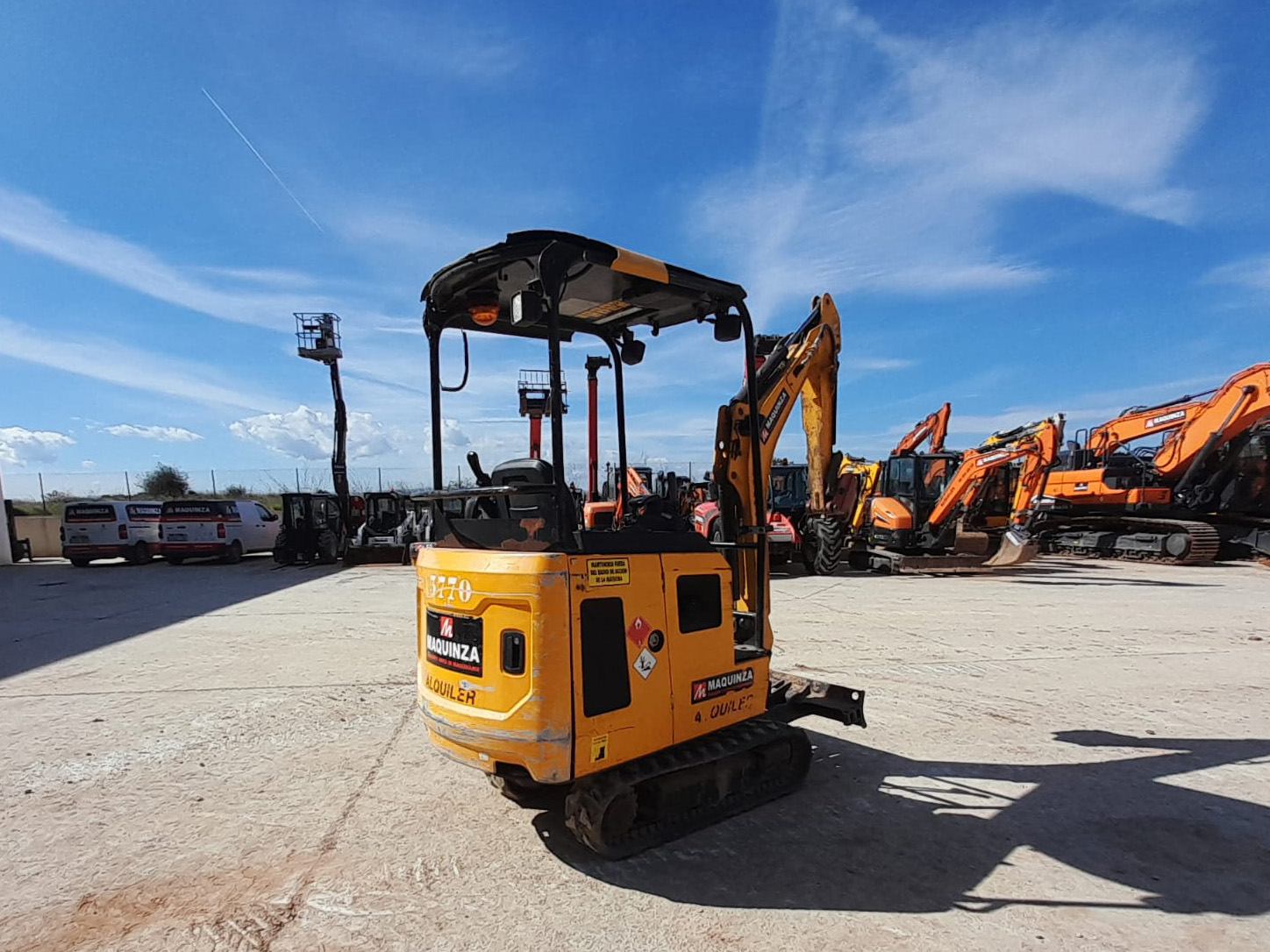 JCB 15C