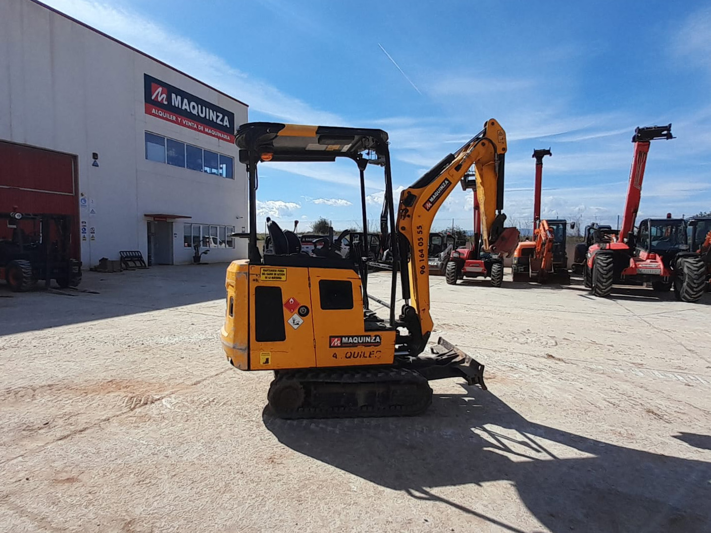 JCB 15C