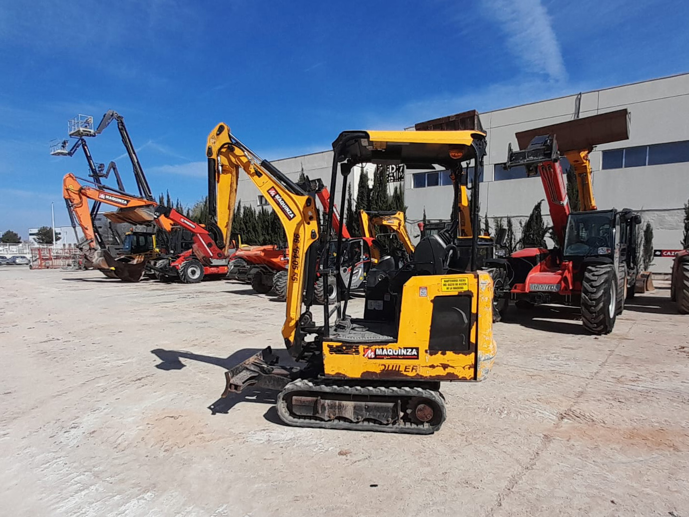 JCB 15C