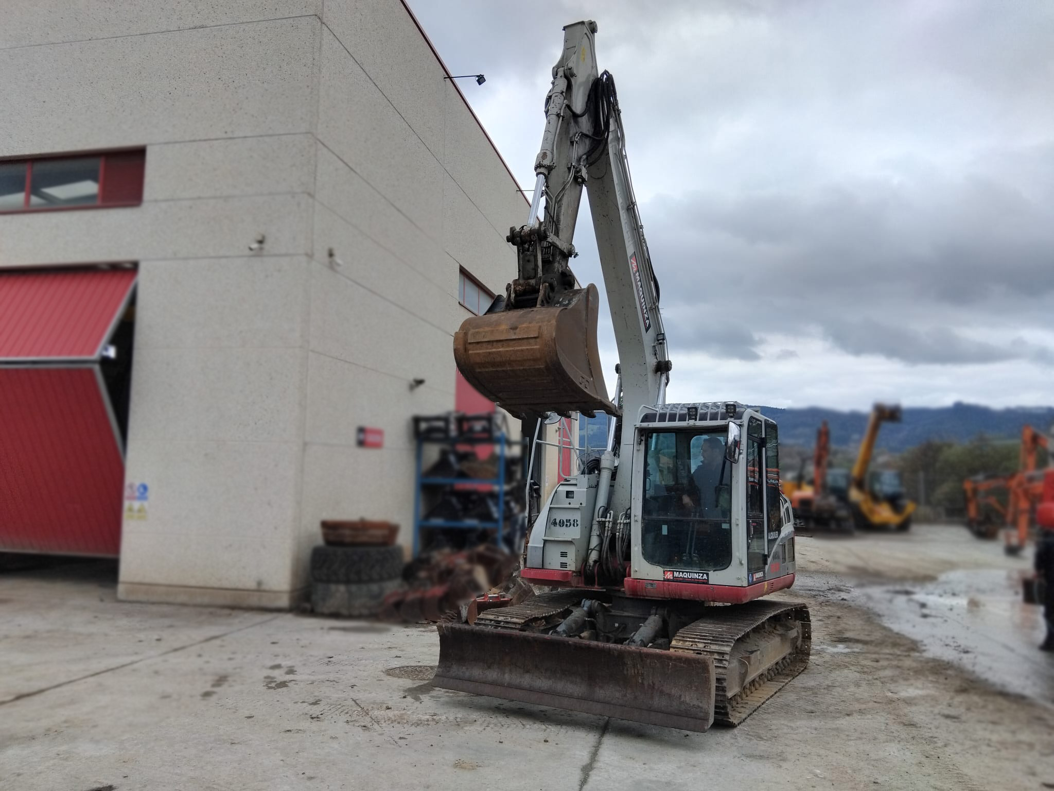 TAKEUCHI TB2150R