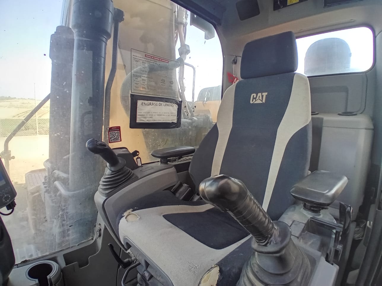 CATERPILLAR 323FLN IHC